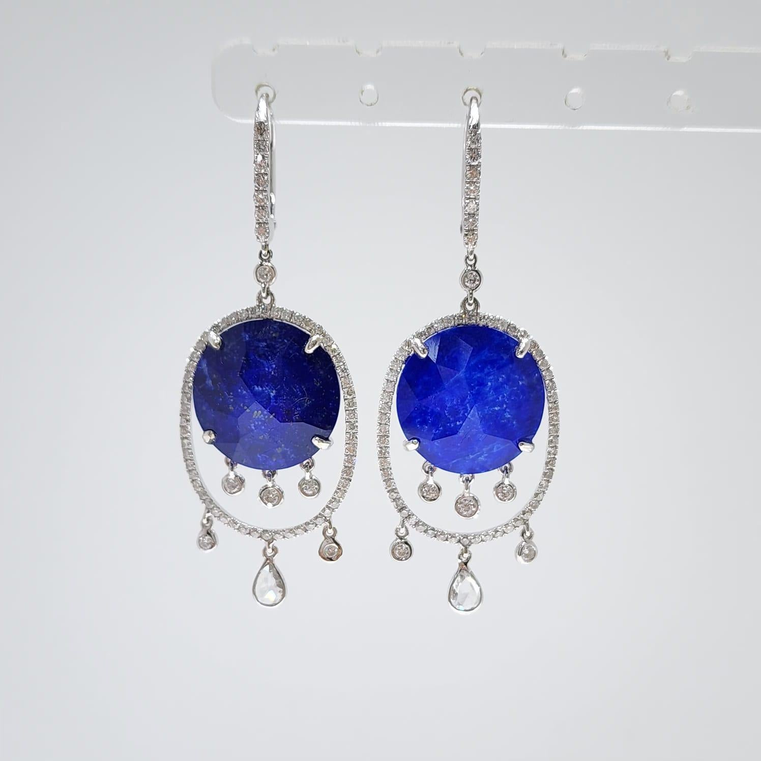 Donna Orecchino con diamante e doppietta di lapis in oro giallo 18 carati in vendita
