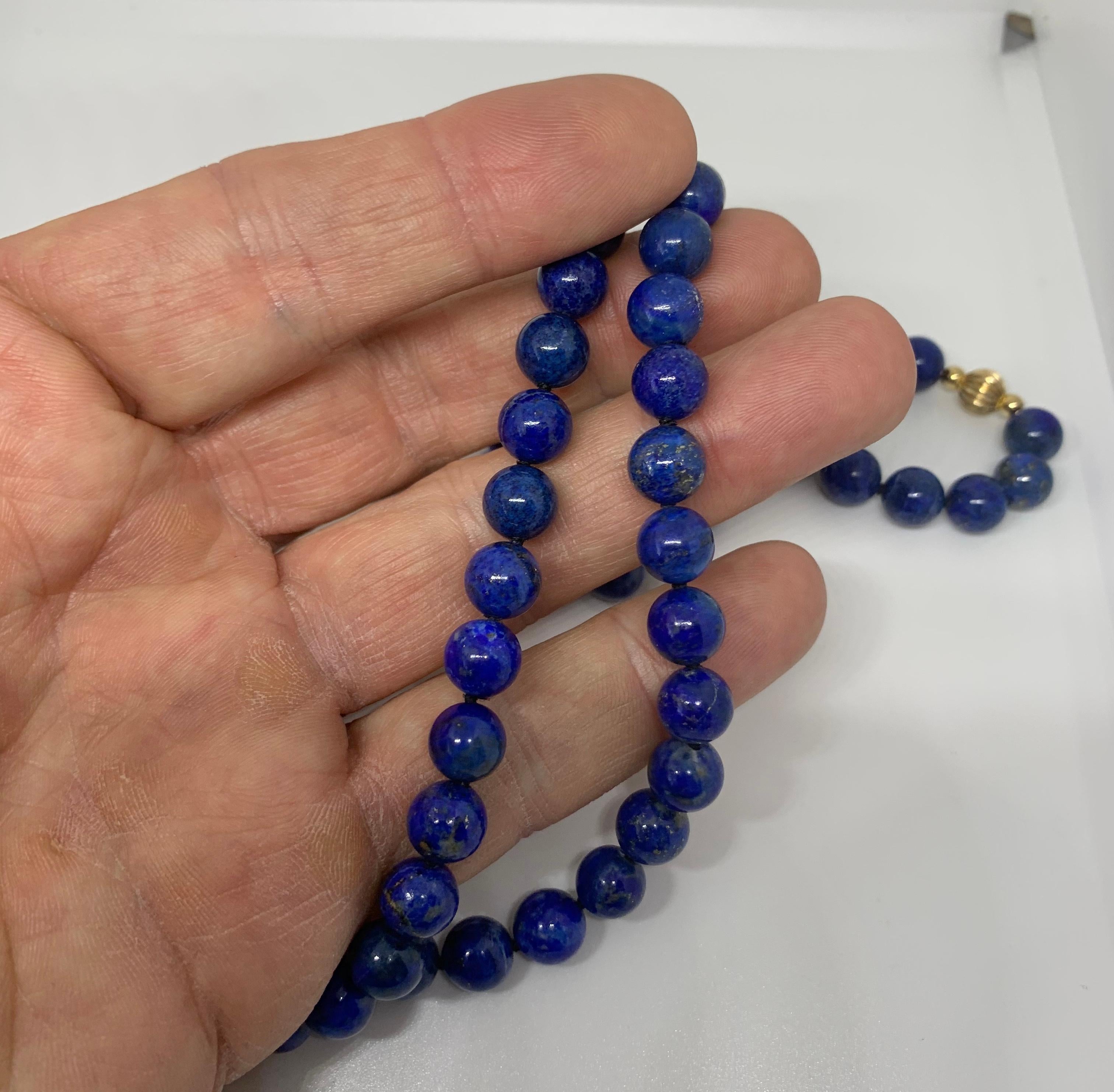Perlenkette aus 14 Karat Gold mit Lapislazuli Damen