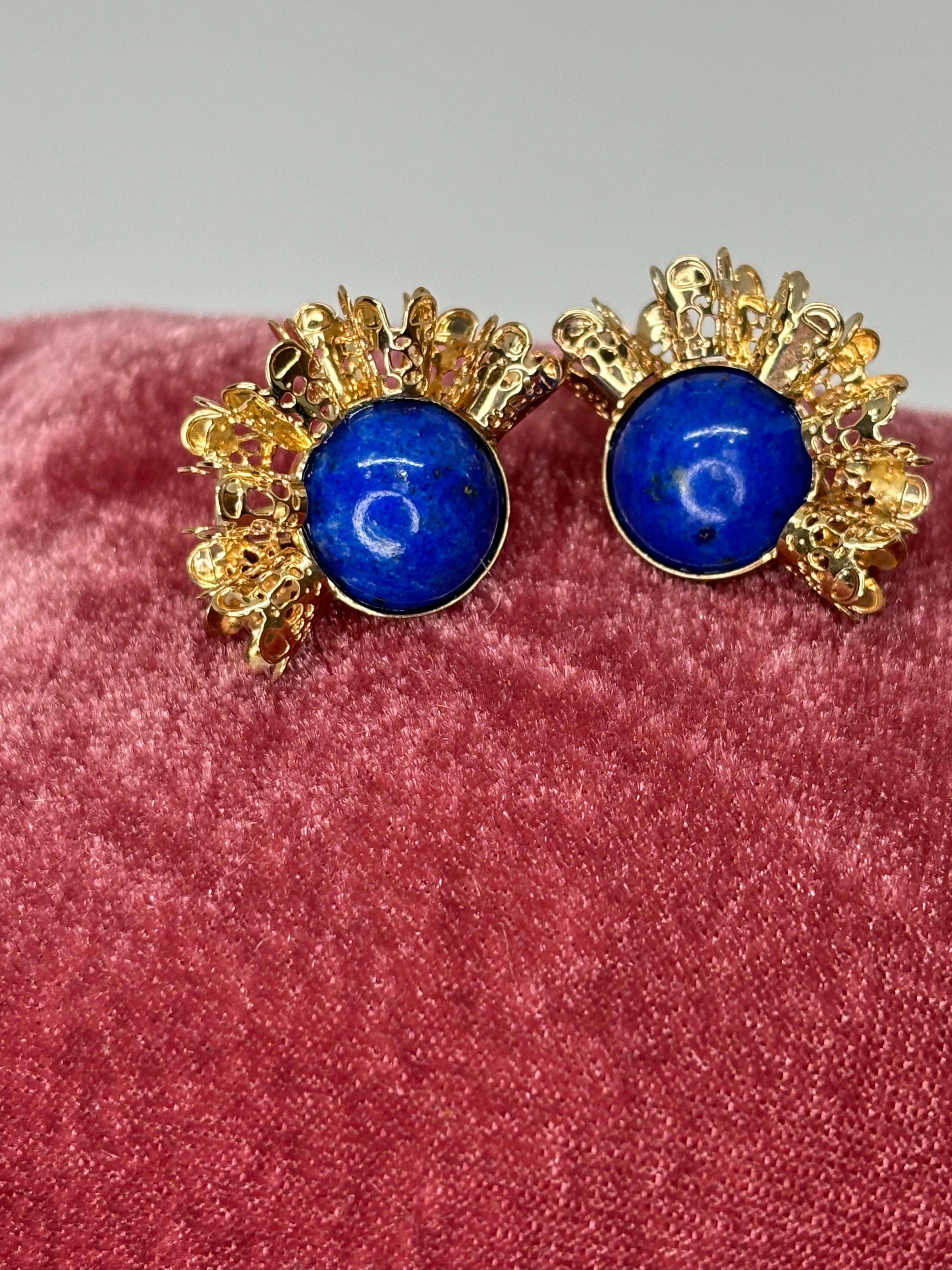 Lapis Lazuli 14k Yellow Gold Ruffle Gold Earrings Omega Back For Sale 4