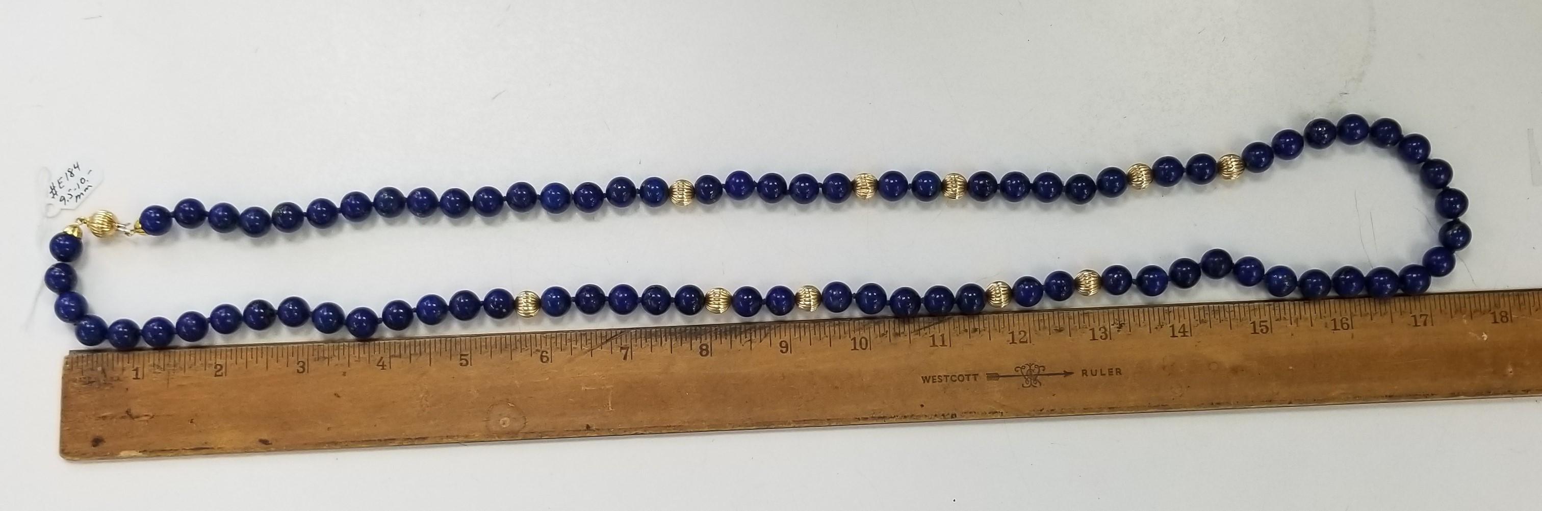 Collier de perles de Lapis Lazuli 9.5 - 10mm avec Rondelles en or jaune 14k 36 pouces en vente 1