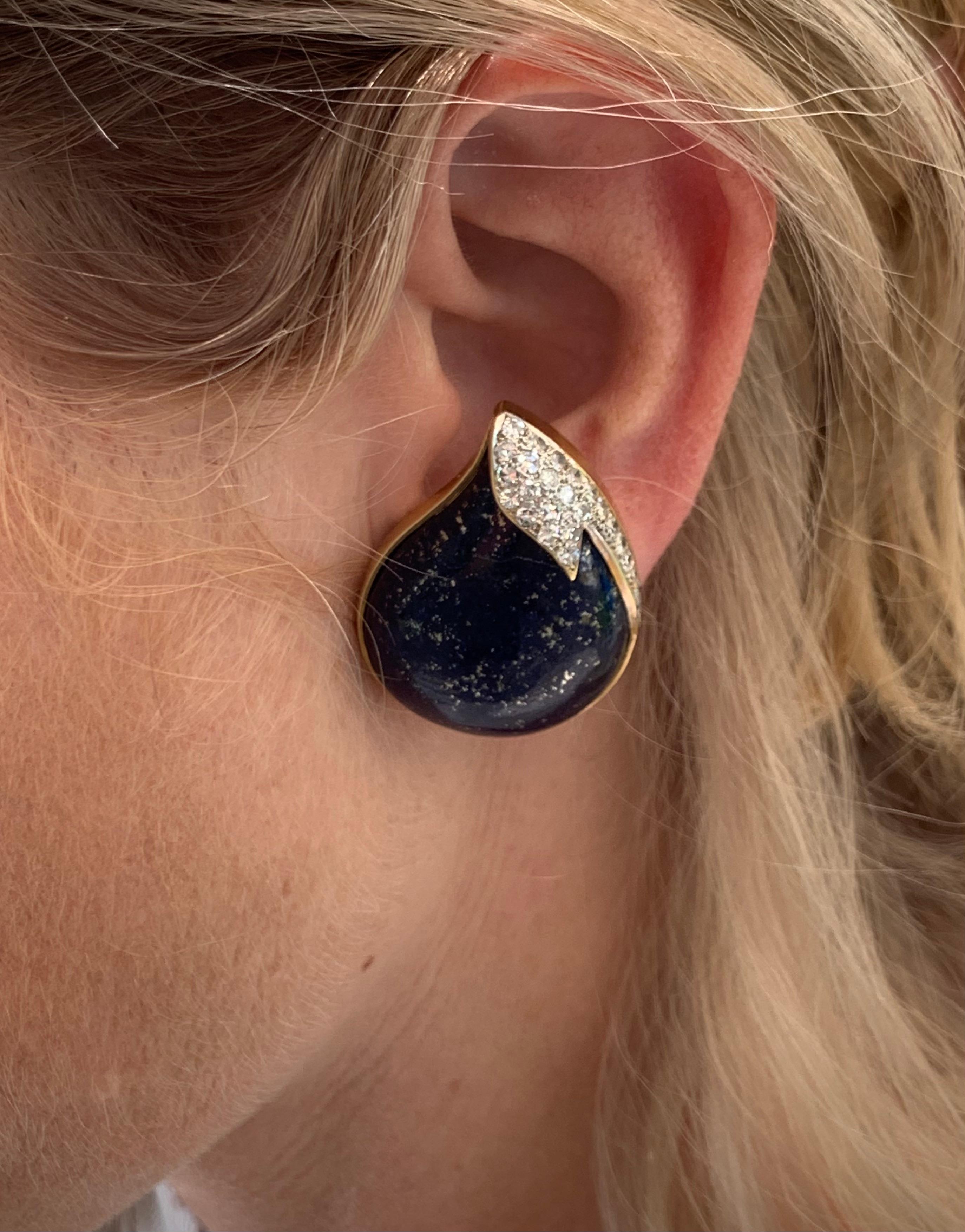 Round Cut Lapis Lazuli and Diamond 18k Yellow Gold Earrings, circa 1970s For Sale