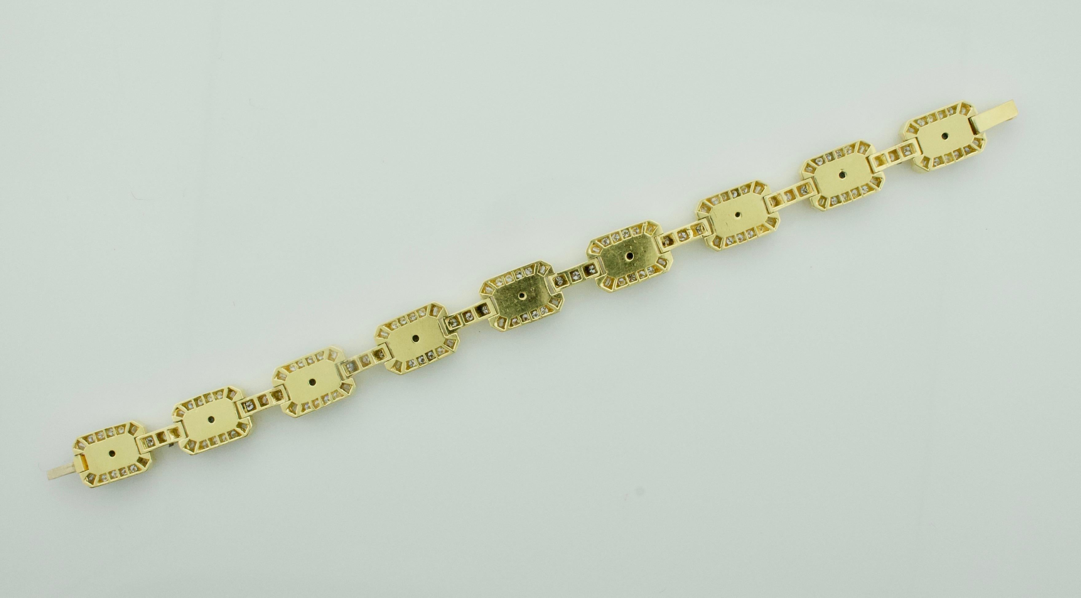 Moderne    Bracelet en or jaune 18 carats, lapis-lazuli et diamants en vente