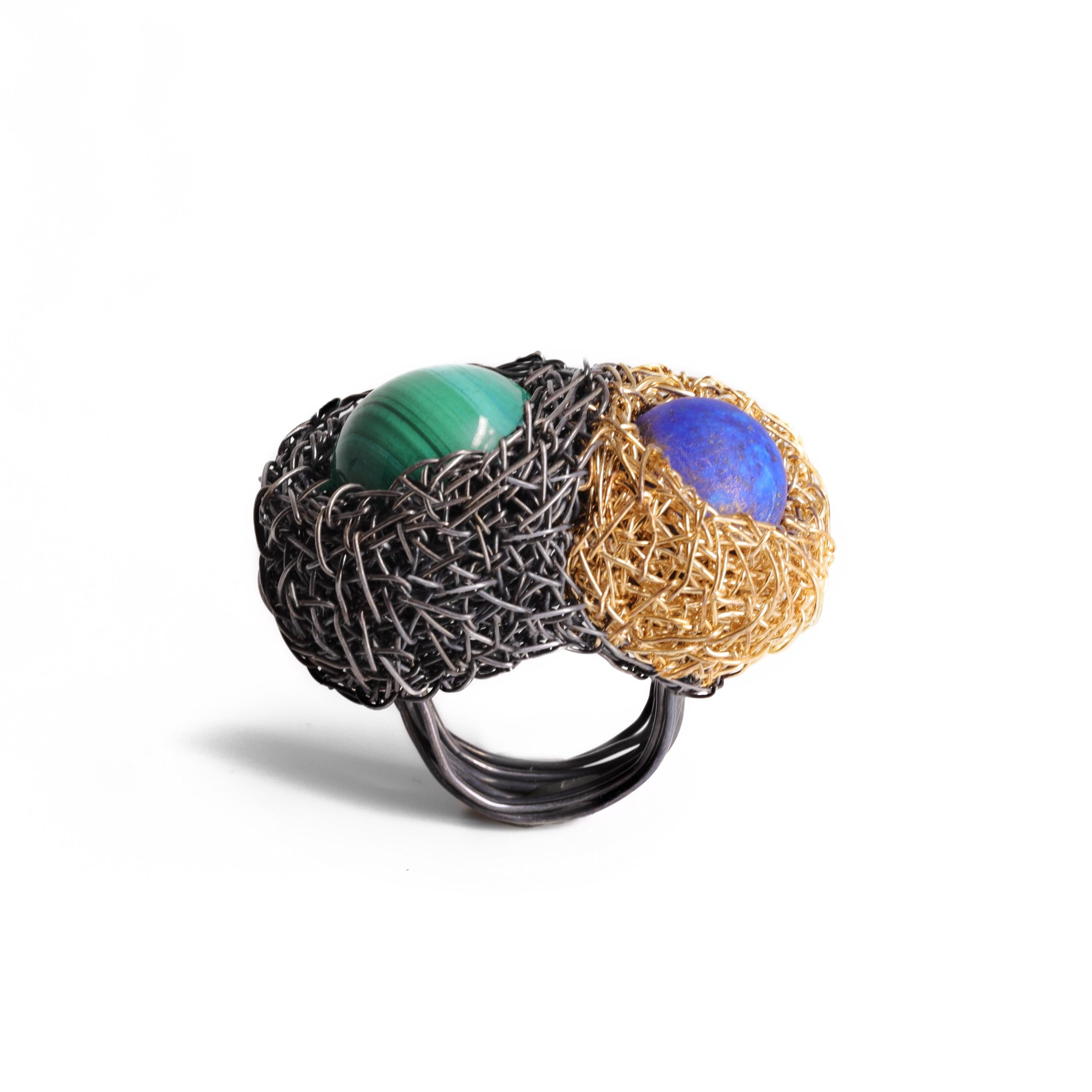Contemporary Lapis Lazuli and Malachite One-Off 14 K Yellow Gold F. Artist Cocktail Ring For Sale