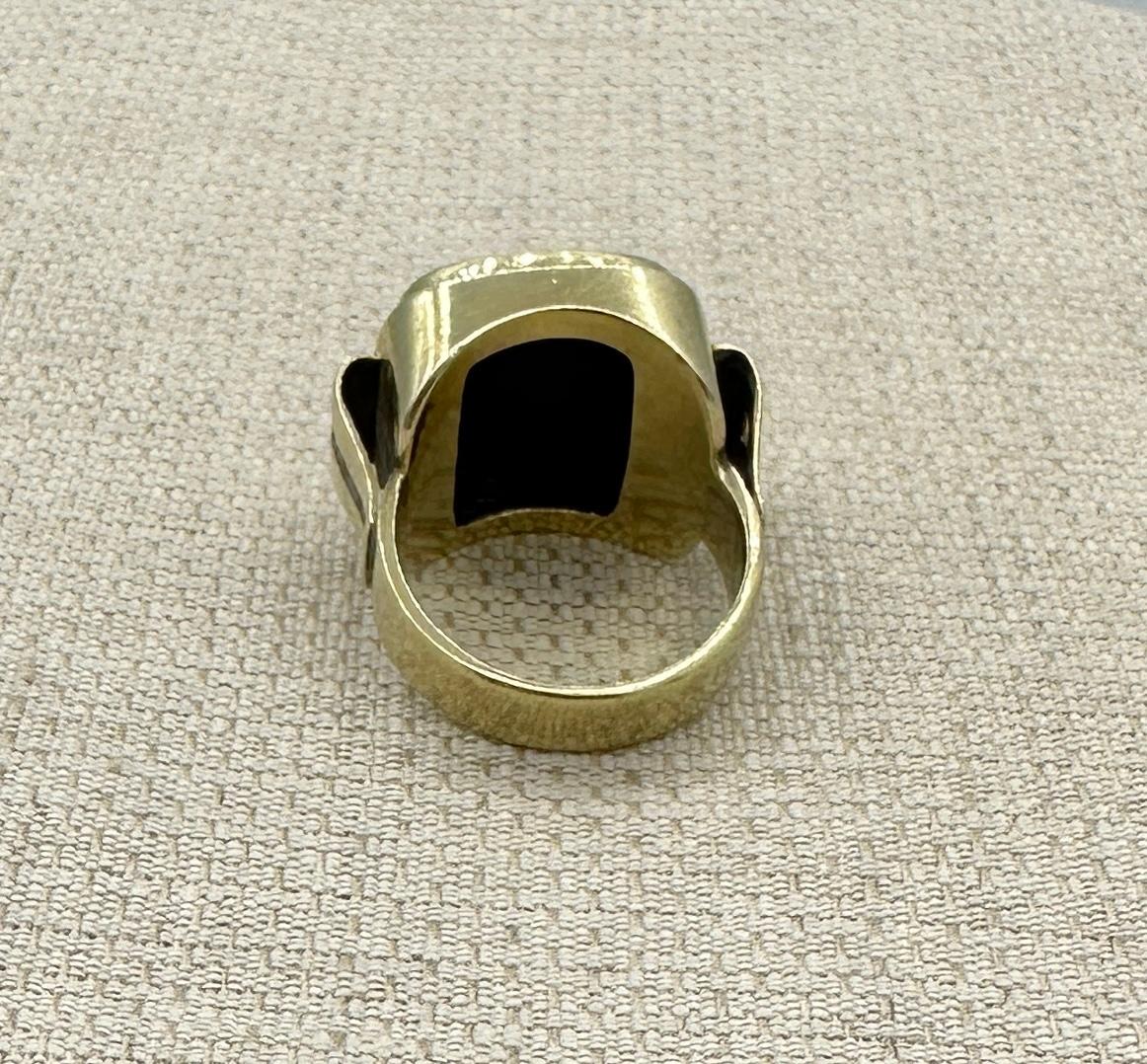 Lapis Lazuli Art Deco Ring Antique 14 Karat Yellow Gold For Sale 3