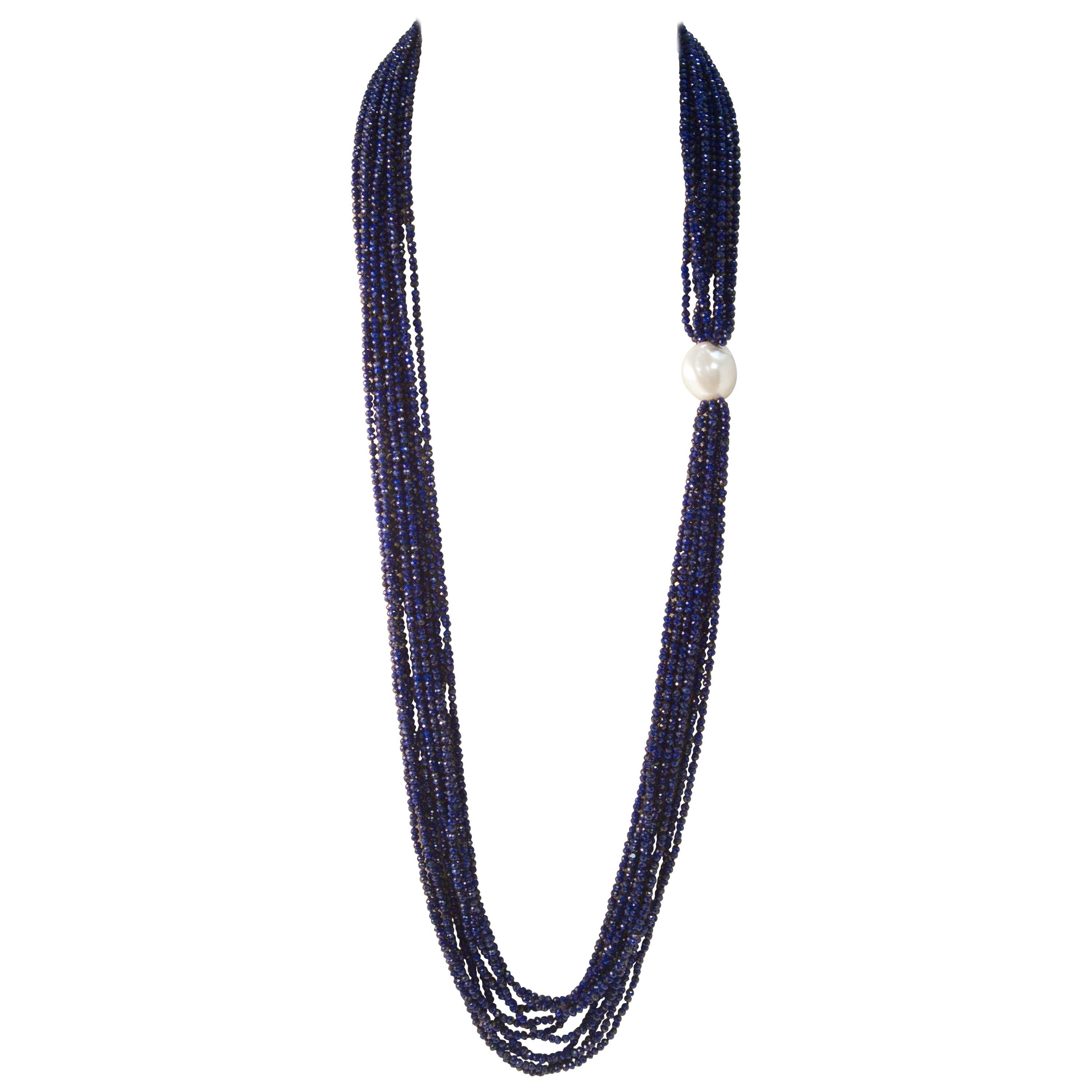 Discover this Lapis Lazuli Pearls, 
Bakelite Multi-Strand Necklace. 
Baroque Pearls Bakelite Claps
Length 44 cm
