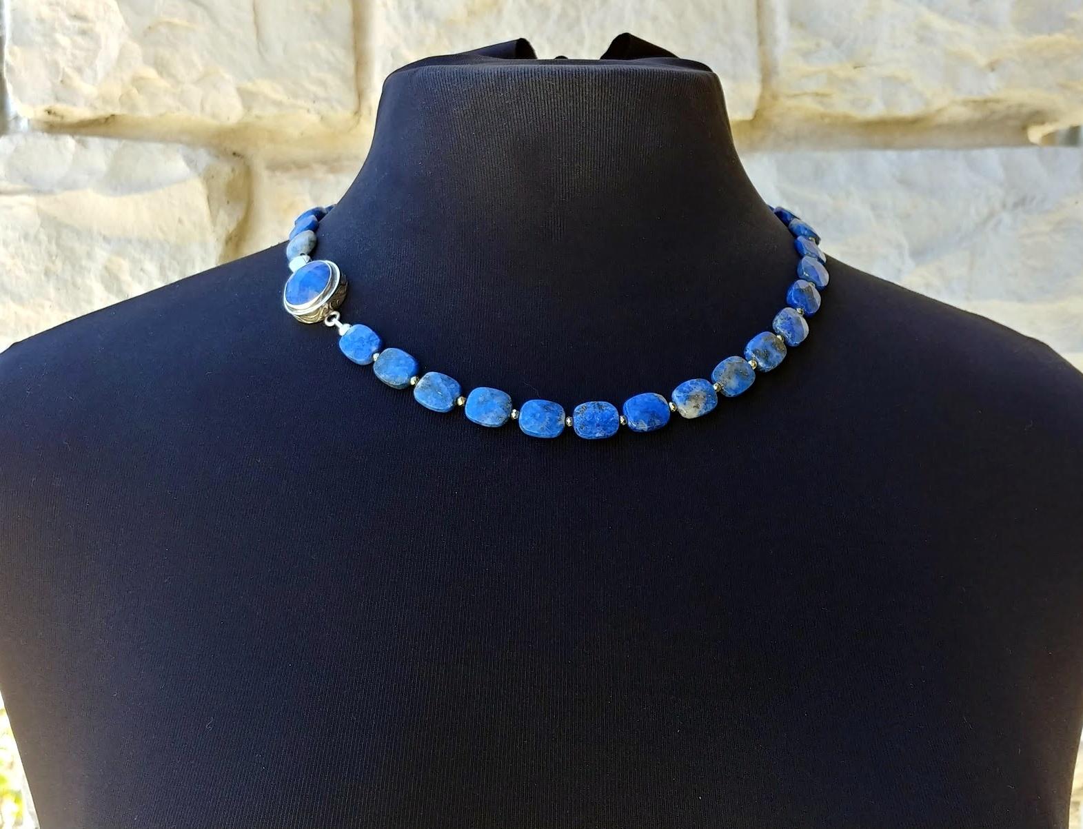 Lapis Lazuli Beaded Necklace For Sale 2