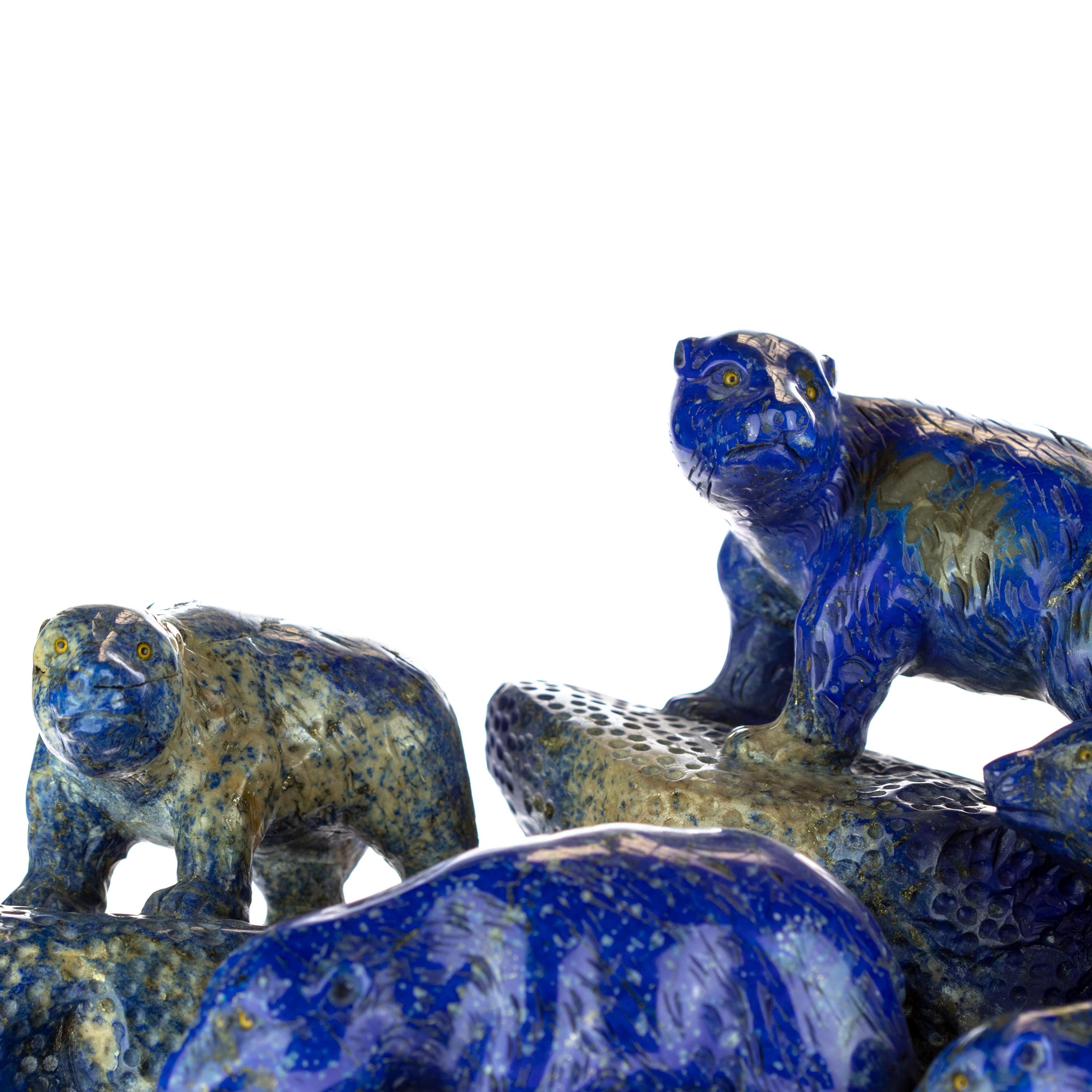 Late 20th Century Lapis Lazuli Blue Bears Family Carved Animal Artisanal Eastern Statue Sculpture For Sale