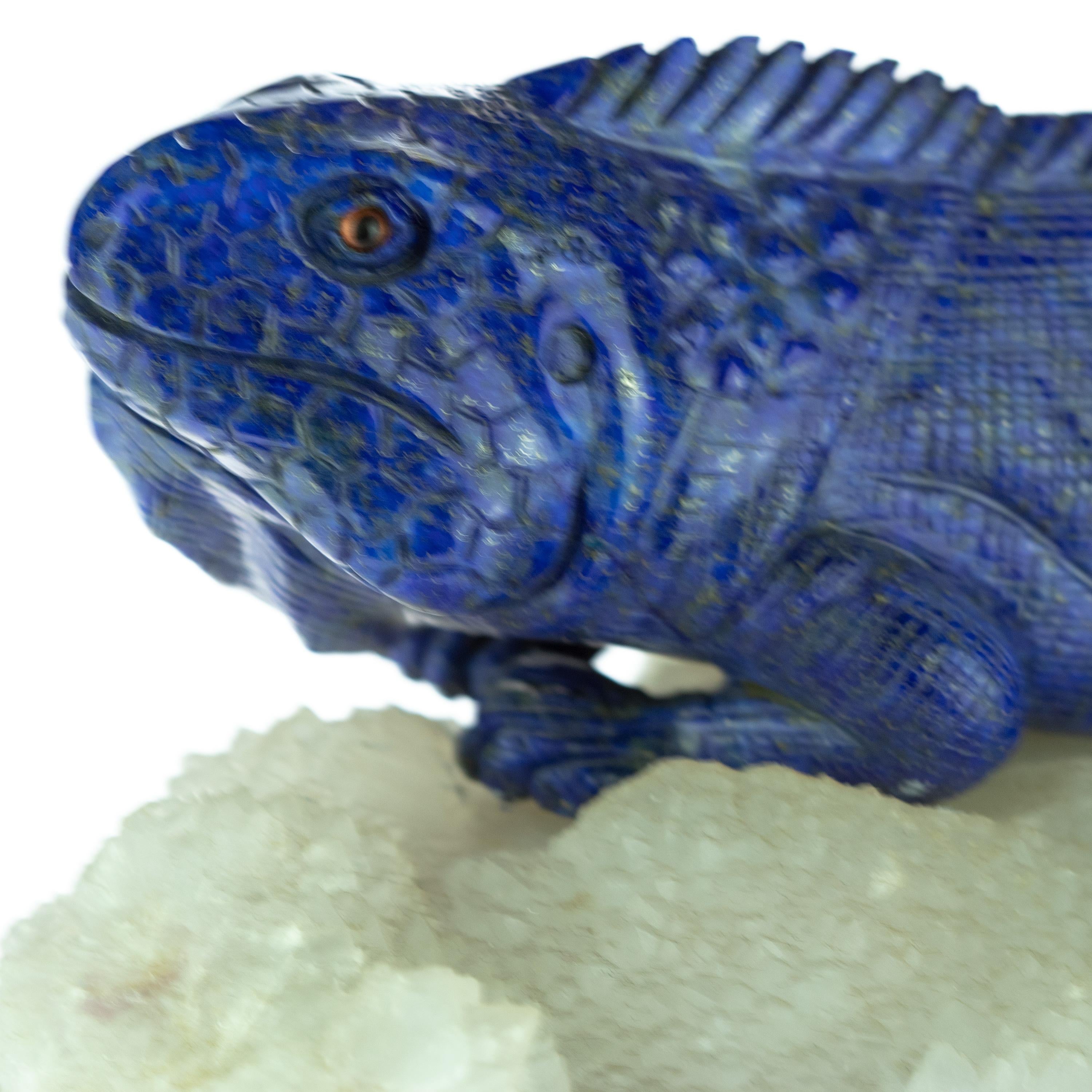 Hand-Carved Lapis Lazuli Blue Lizards Figurine Carved Animal Artisanal Statue Sculpture For Sale