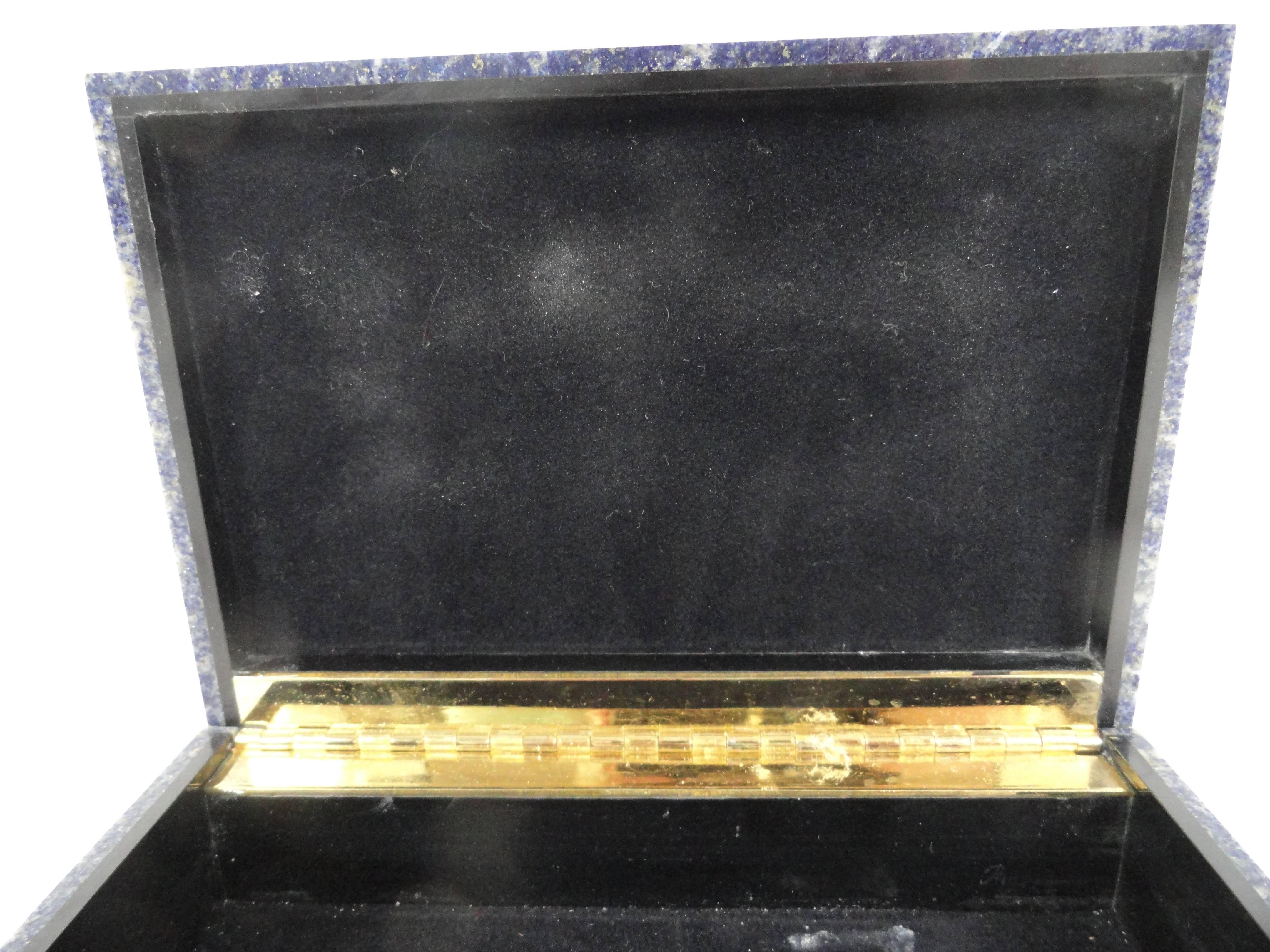 Lapis Lazuli Box In Excellent Condition For Sale In West Palm Beach, FL