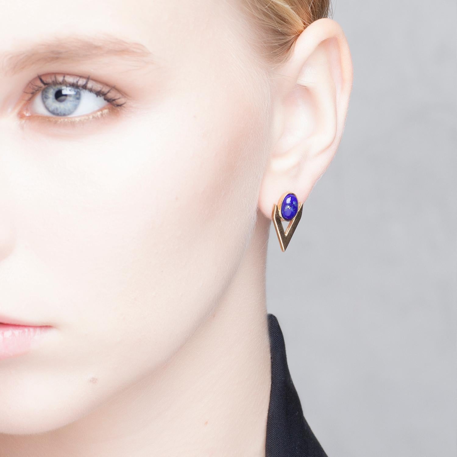 Contemporary Lapis Lazuli Cabochon Earring Pair in 9 Carat Gold from Iosselliani For Sale