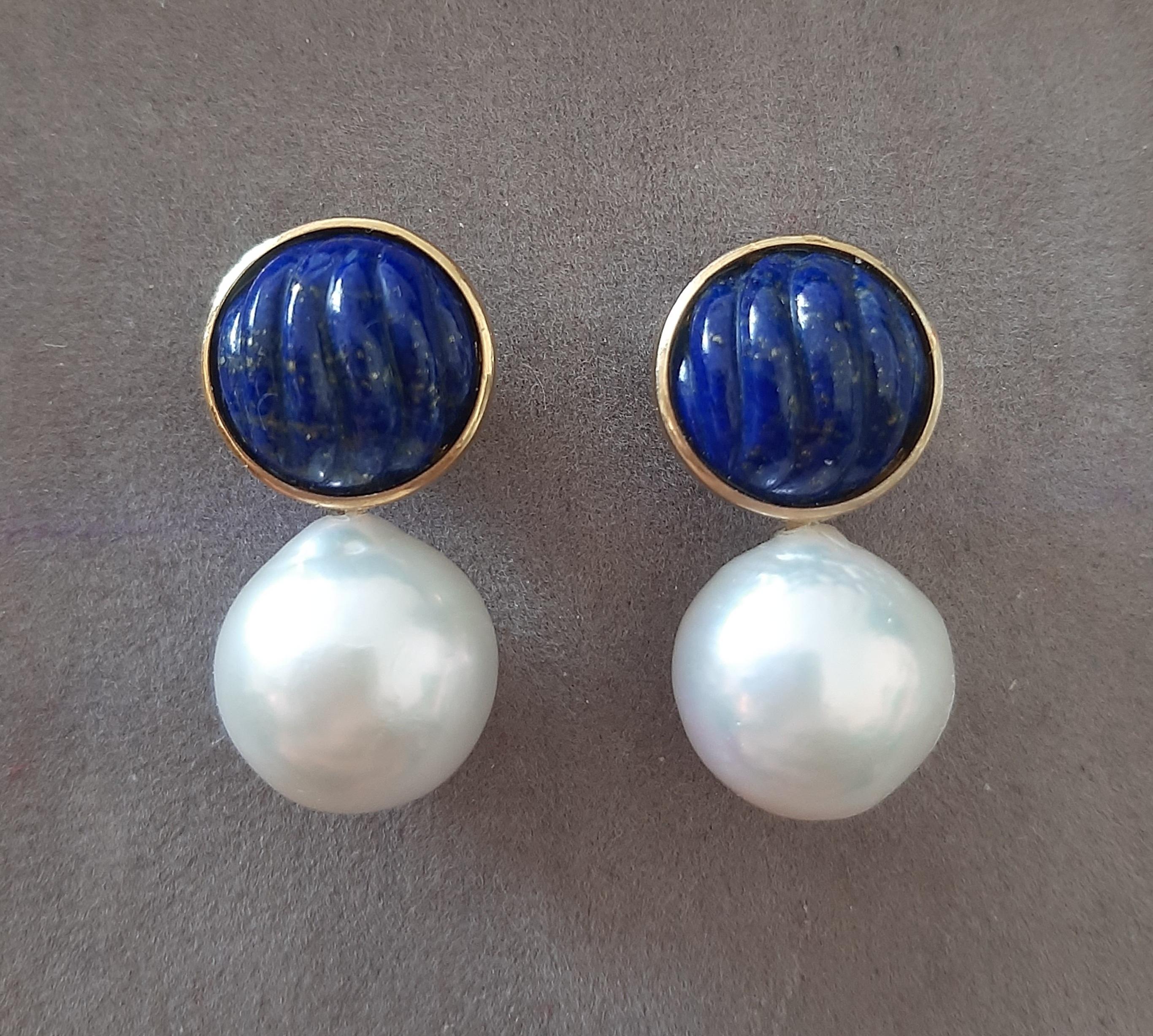 Boucles d'oreilles en Lapis Lazuli et Perles Baroques Blanches 14k en or massif en vente 9