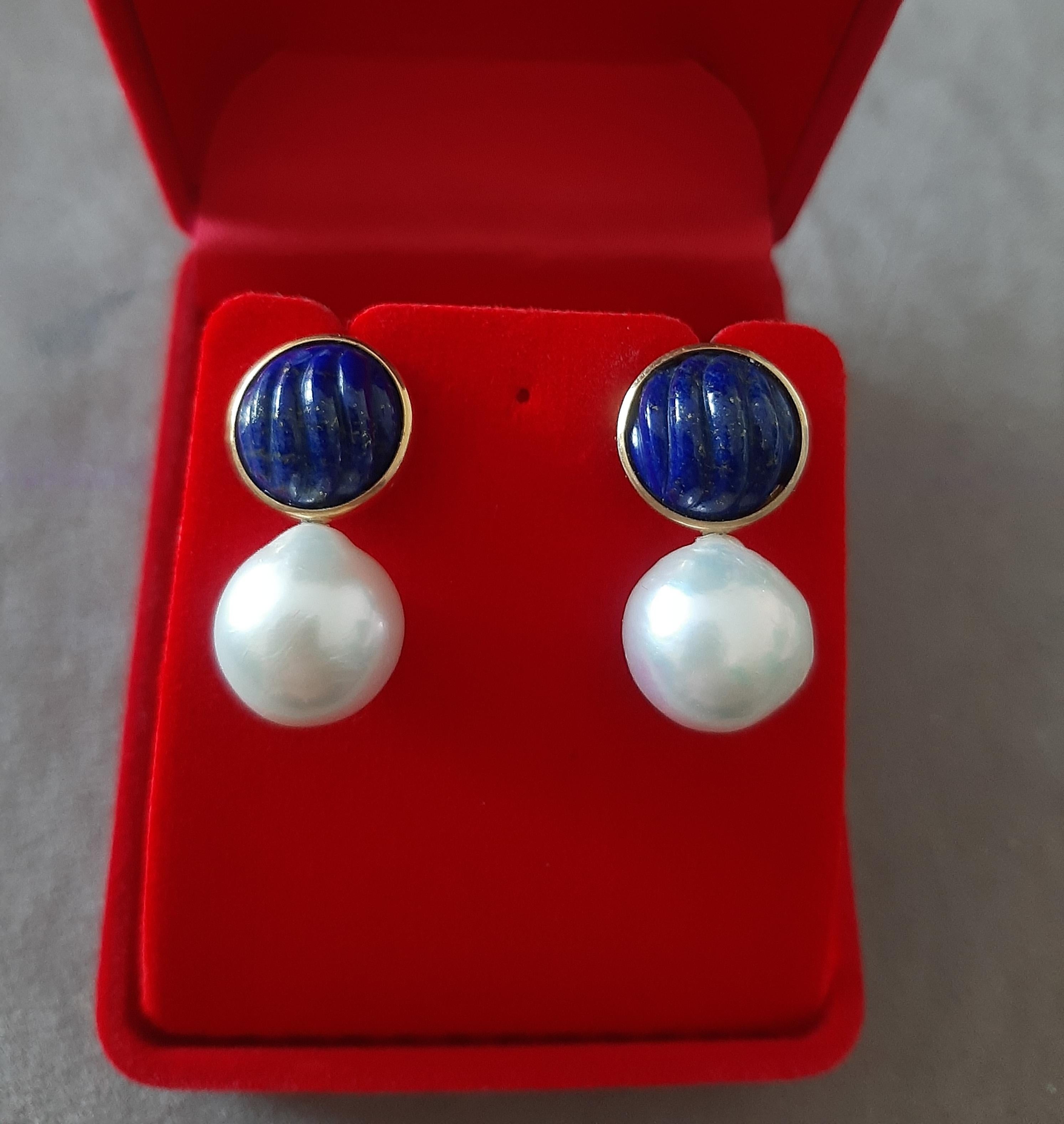 Boucles d'oreilles en Lapis Lazuli et Perles Baroques Blanches 14k en or massif Unisexe en vente