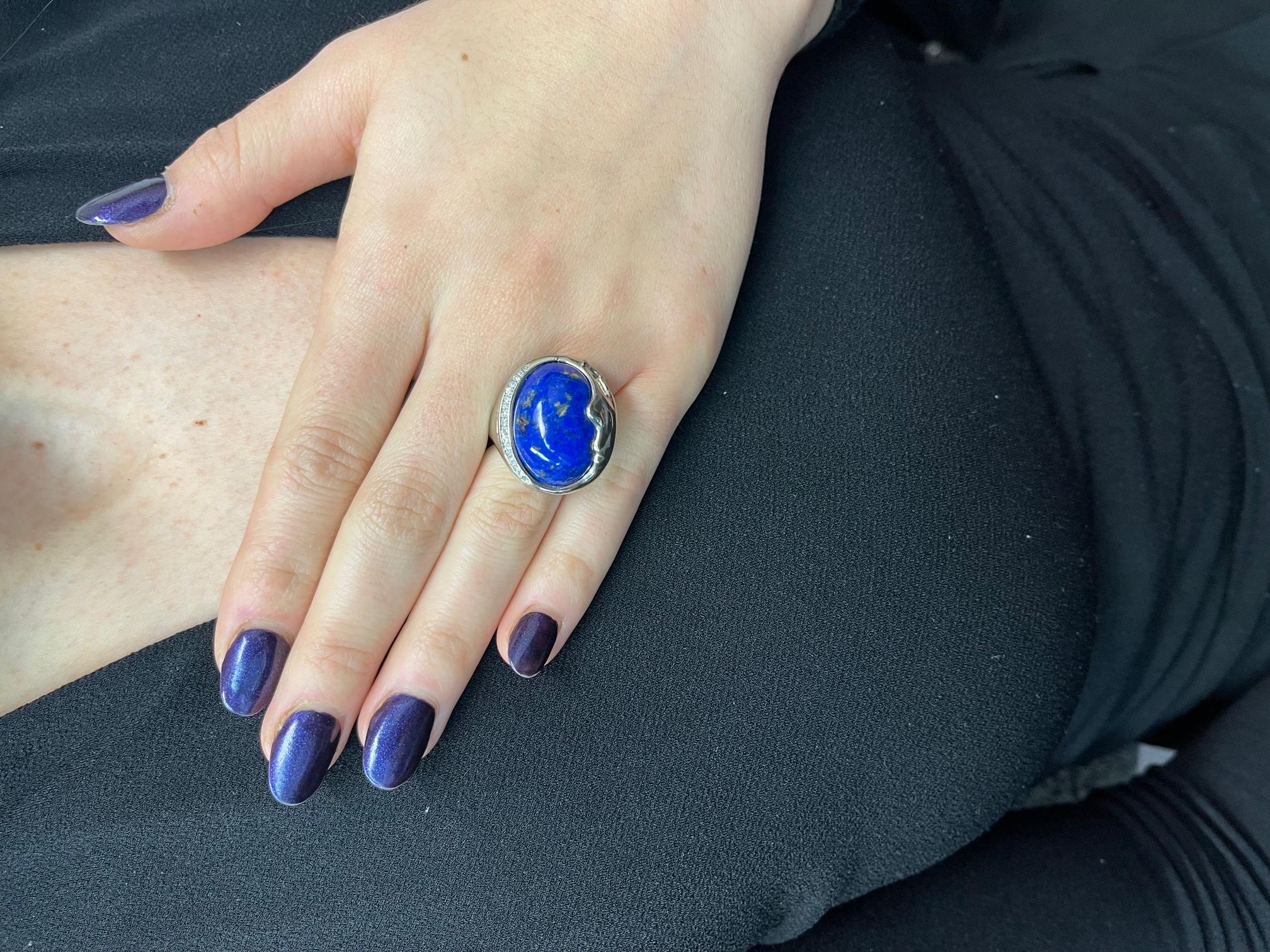 Lapis Lazuli Diamond Mid-Century Modern Gold Cocktail Ring Estate Fine Jewelry In Excellent Condition For Sale In Montreal, QC