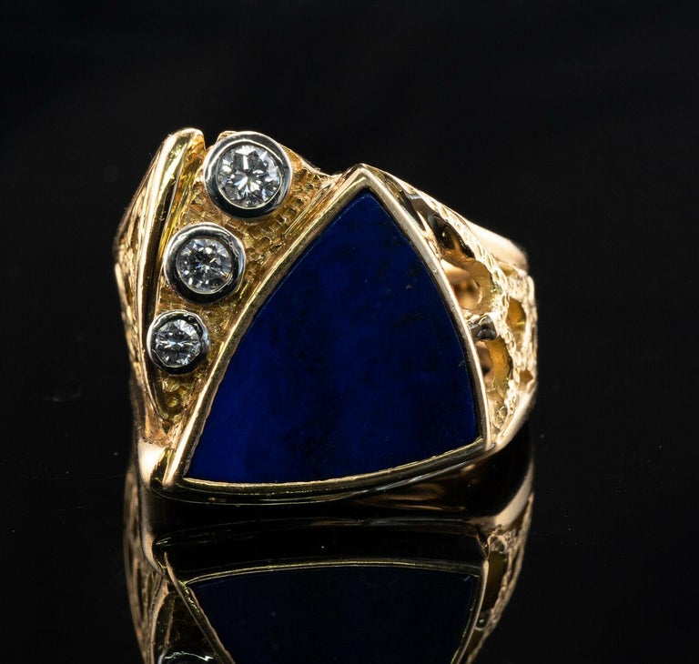 Women's or Men's Lapis Lazuli Diamond Ring 18K Gold Geometric Vintage For Sale