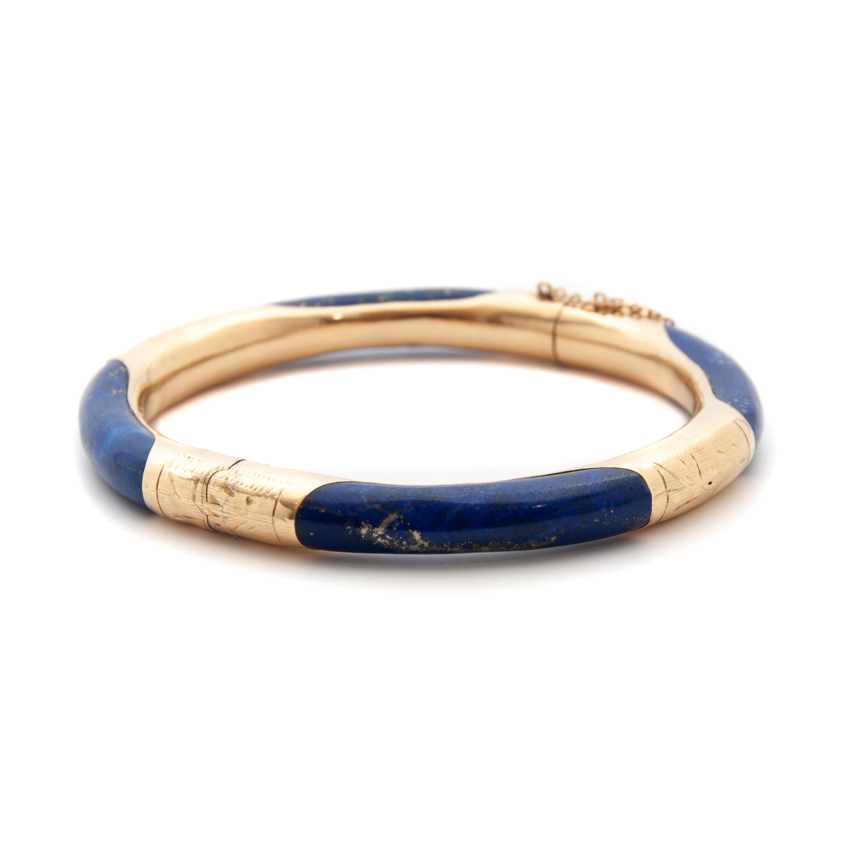 Round Cut Lapis Lazuli Etched 14 Karat Gold Bangle Bracelet