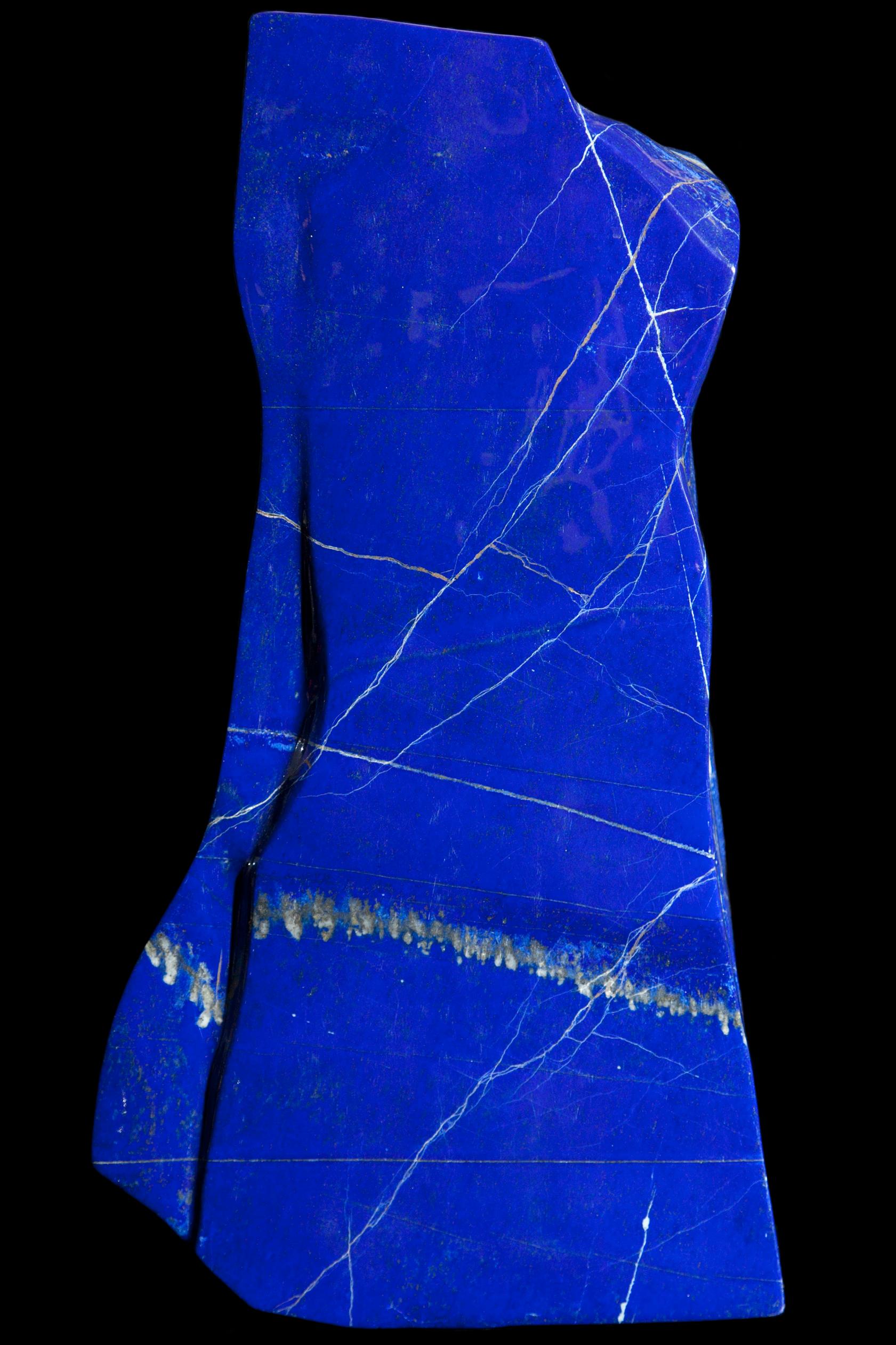 Freestanding Vibrant Blue Lapis Lazuli In Excellent Condition In London, GB