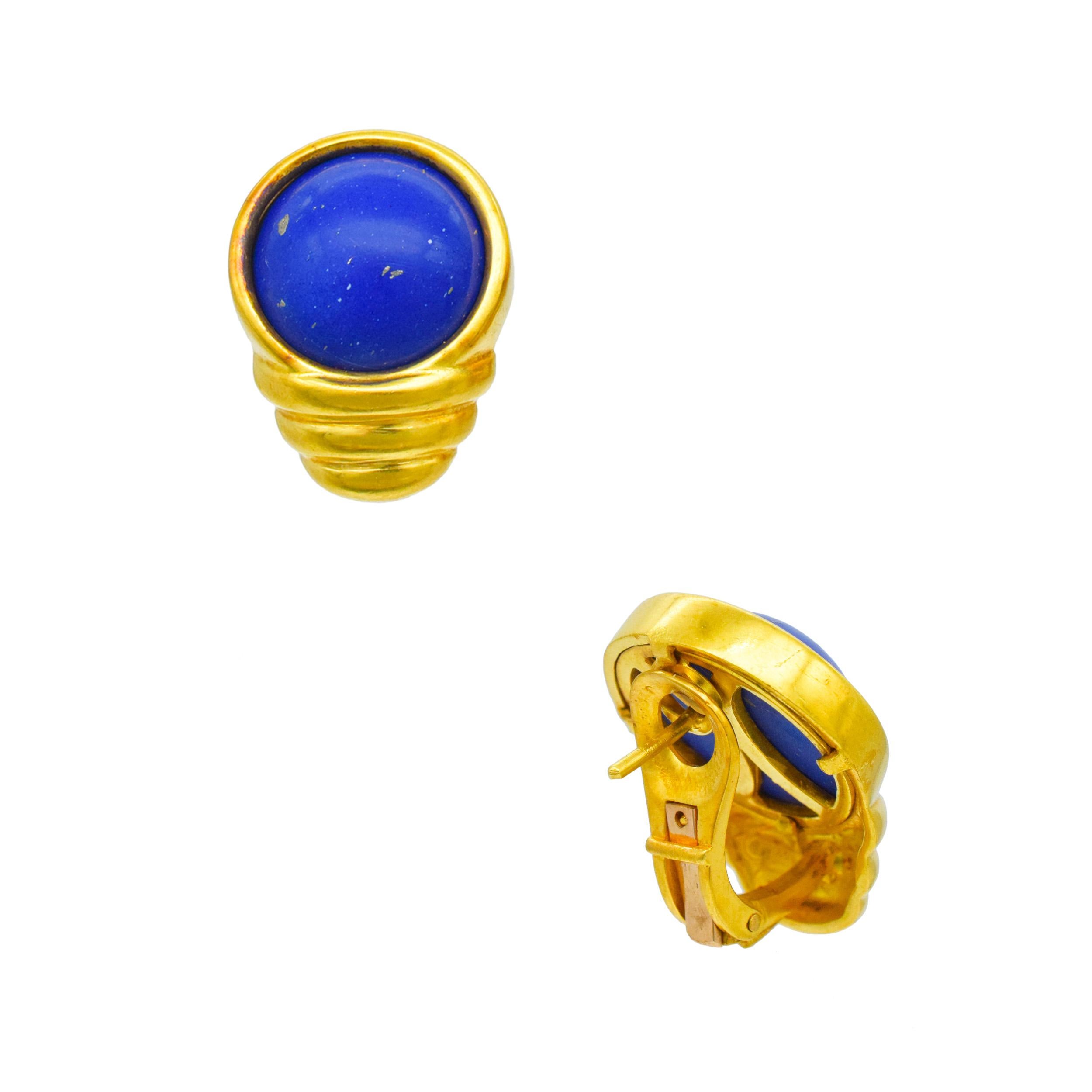 Lapis Lazuli   Collier et boucles d'oreilles en or martelé.  Or 22k en vente 8
