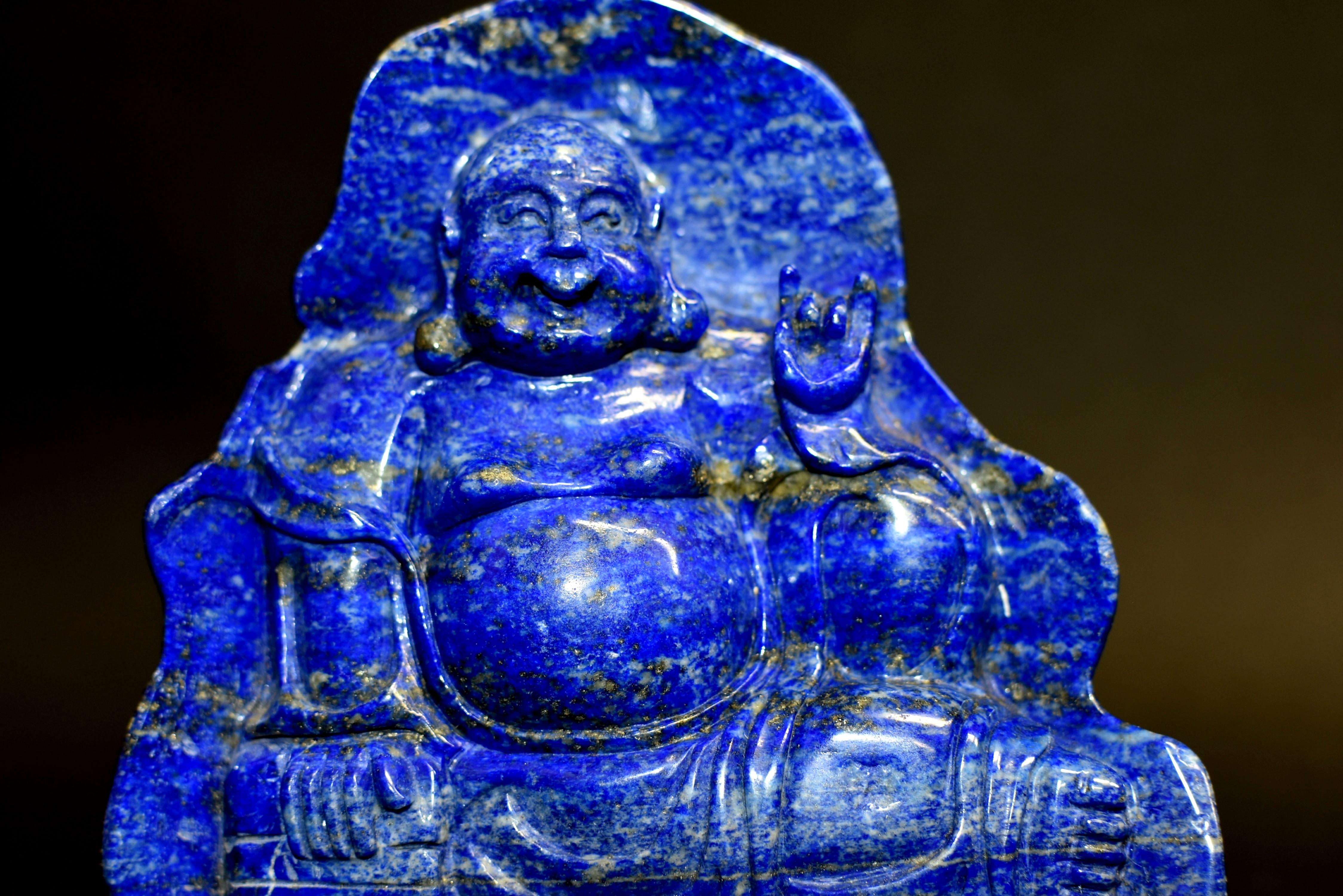 Happy Buddha-Statue aus Lapislazuli im Angebot 4