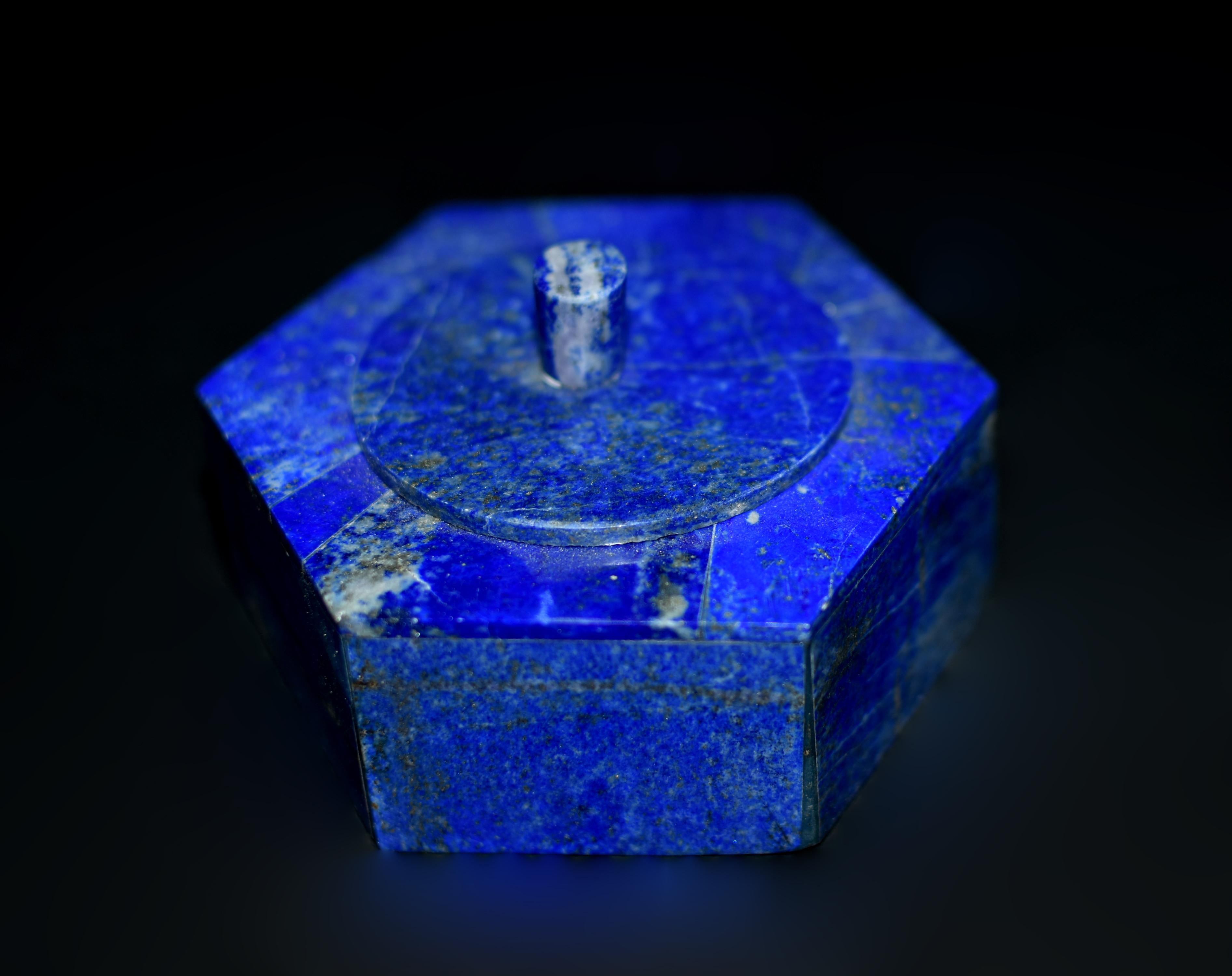 Caja hexagonal de lapislázuli 3,5 Lapislázuli en venta