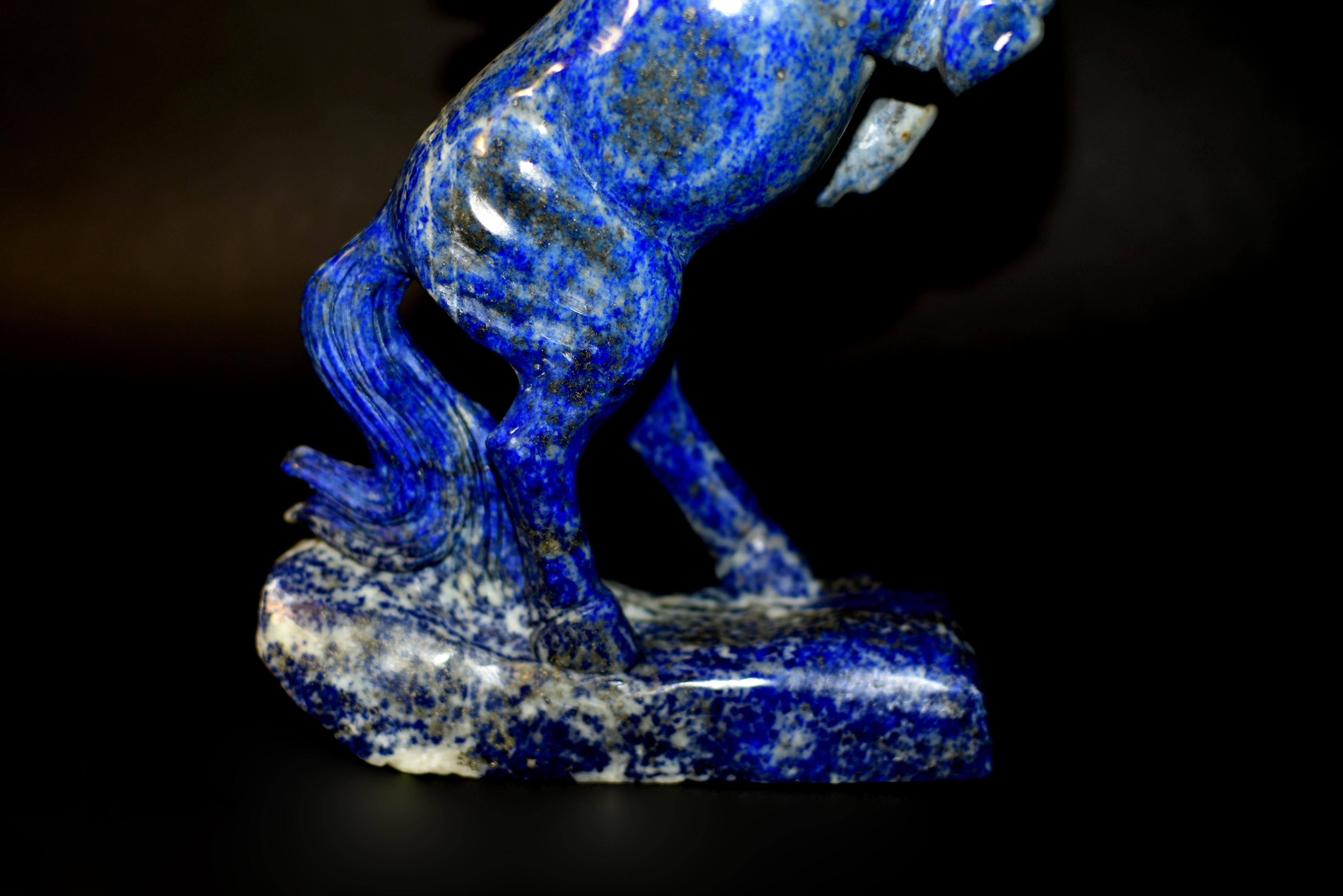 Statue de cheval en lapis-lazuli en vente 5