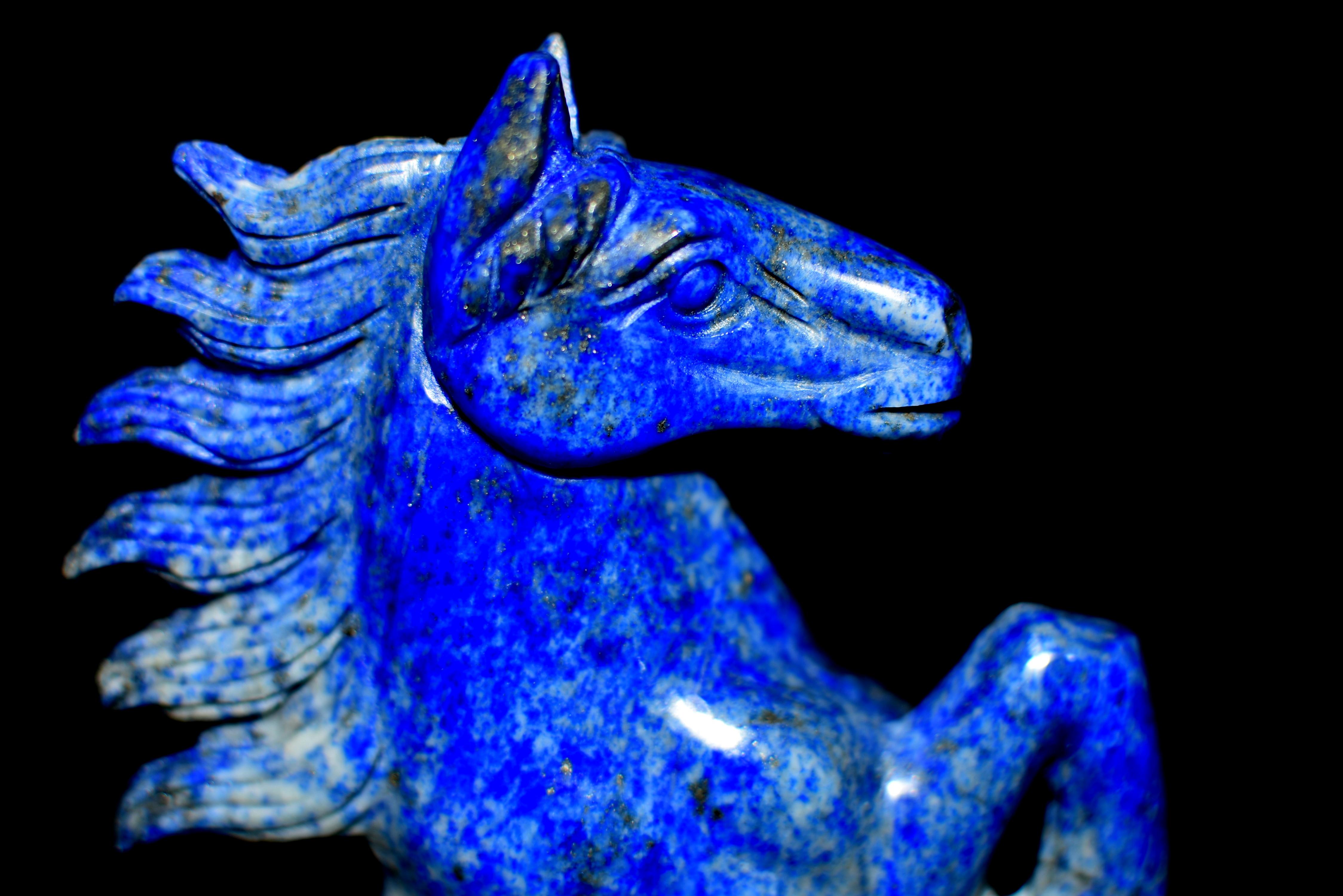 Lapis Lazuli Horse Statue In Excellent Condition For Sale In Somis, CA