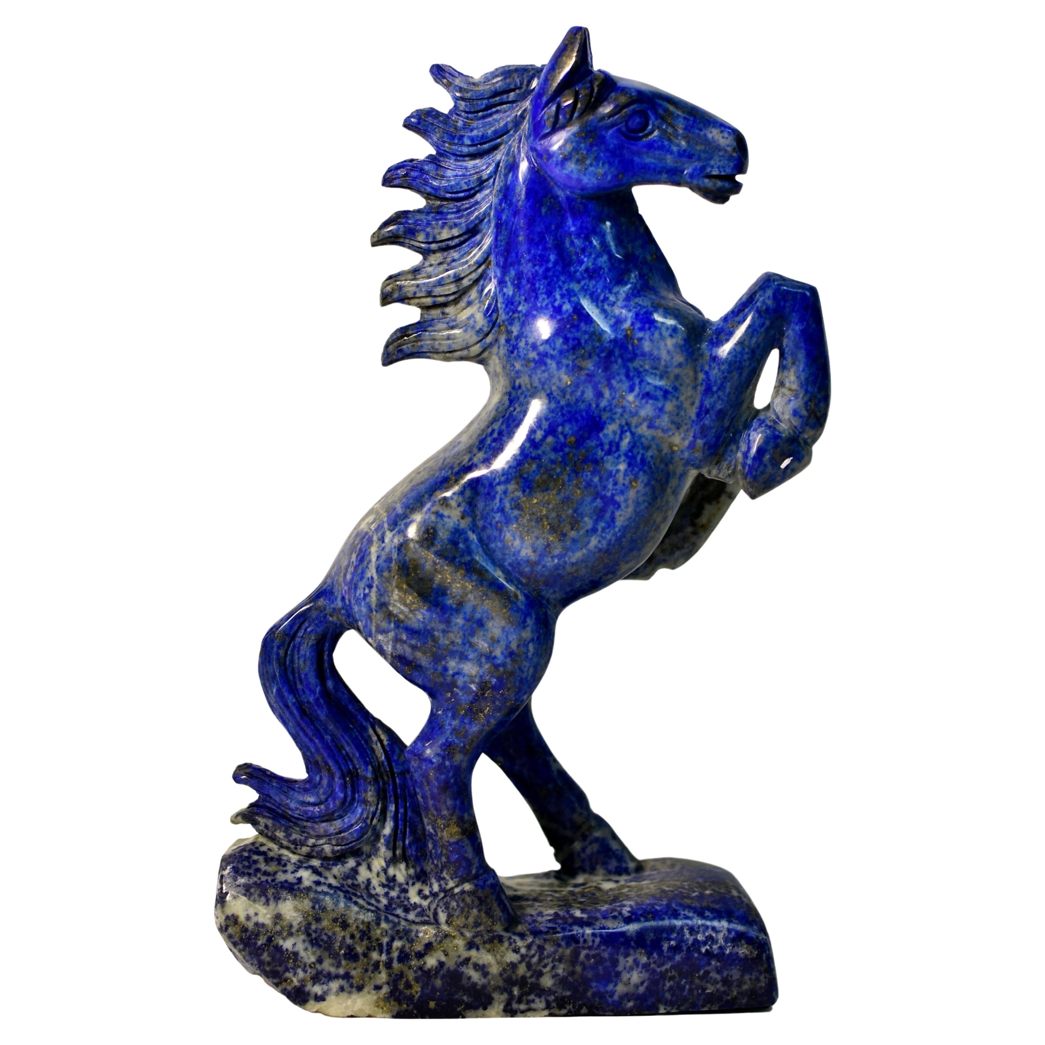 Statue de cheval en lapis-lazuli