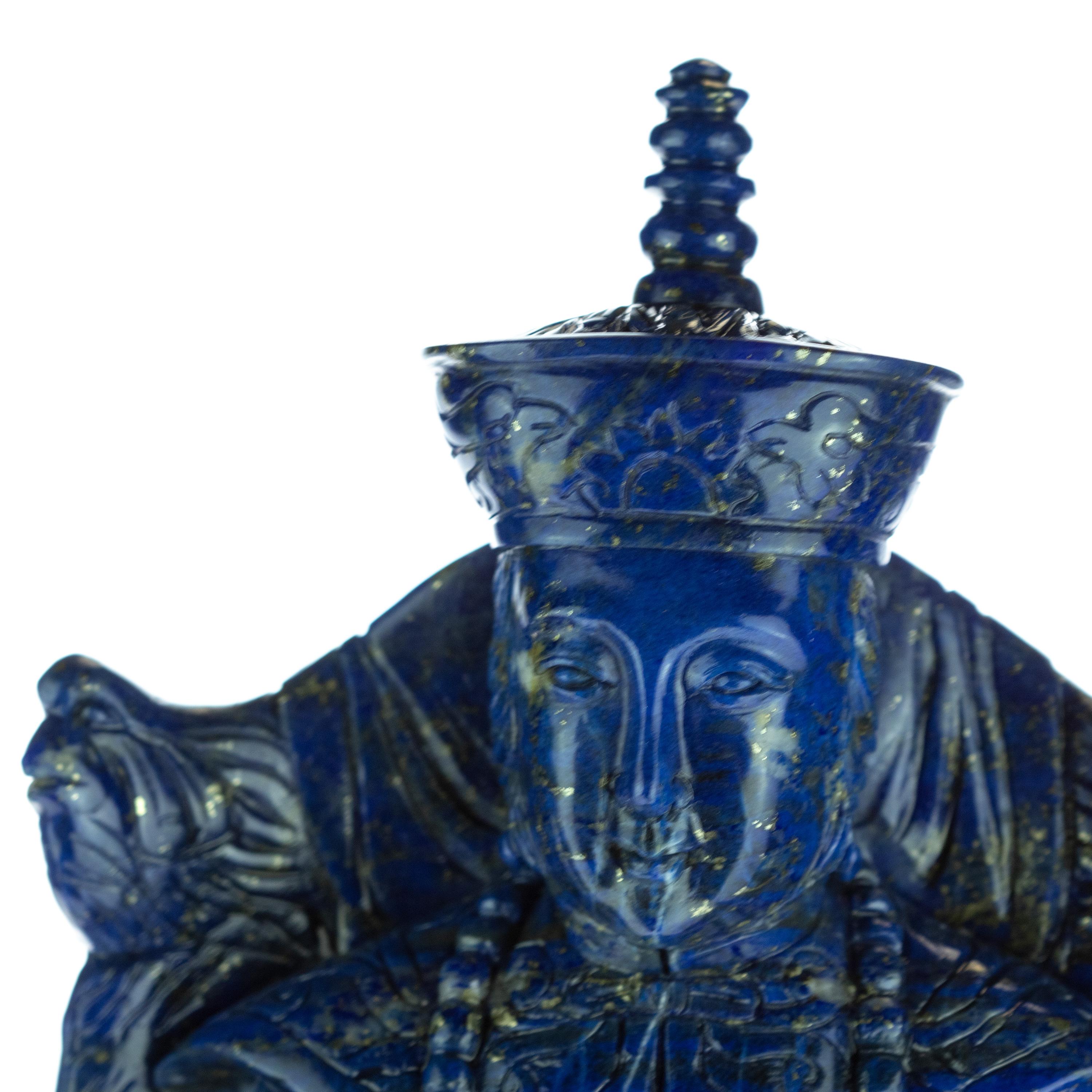 Lapis Lazuli King Queen Carved Blue Gemstone Artisanal Royalty Statue Sculpture For Sale 4