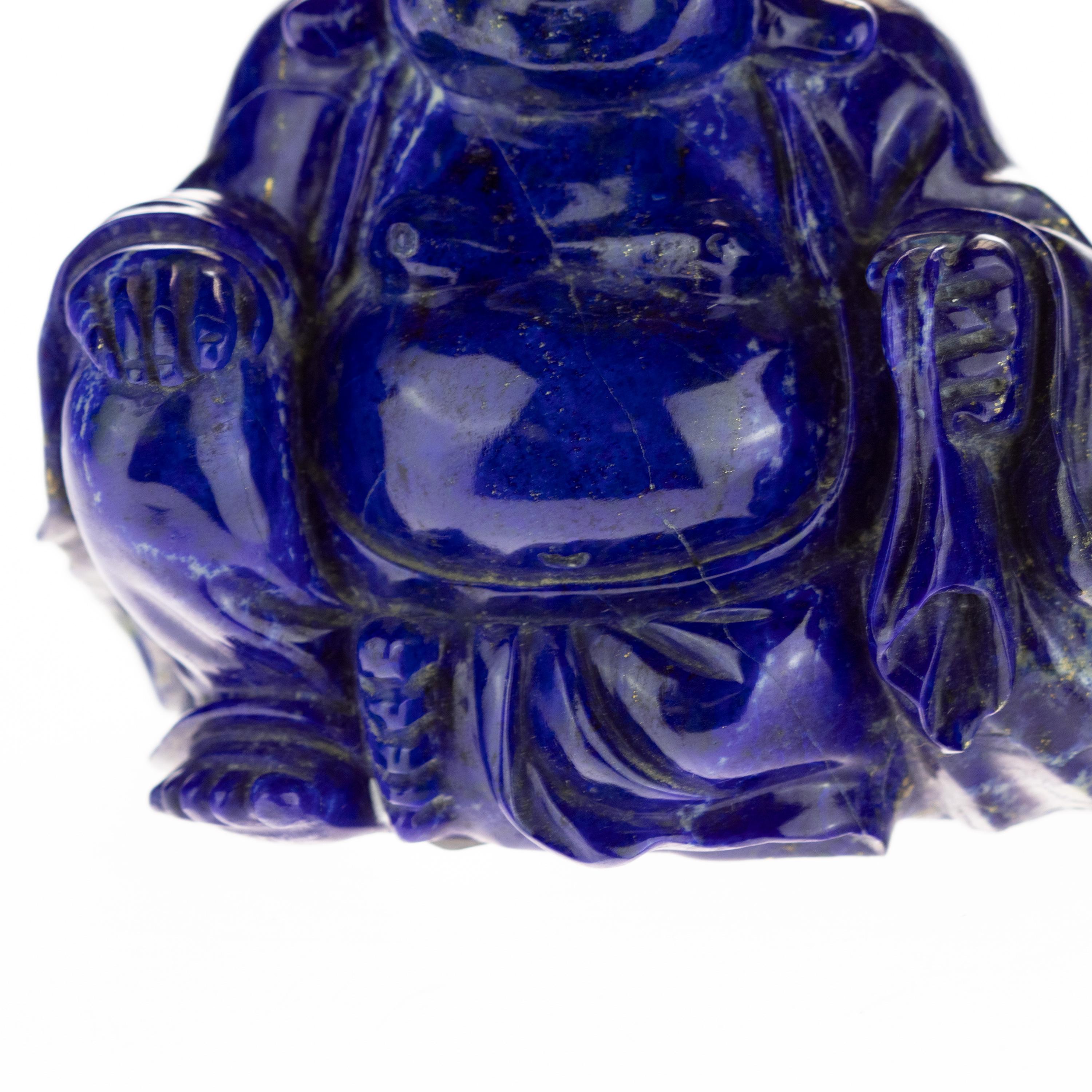Lapis Lazuli Meditation Buddha Carved Gemstone Asian Art Statue Sculpture In Excellent Condition For Sale In Milano, IT