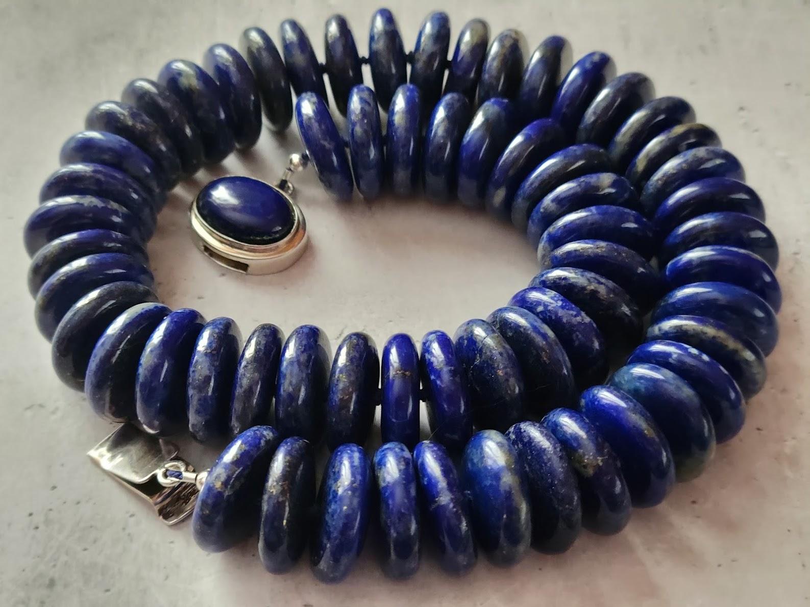 Lapis Lazuli Necklace For Sale 3