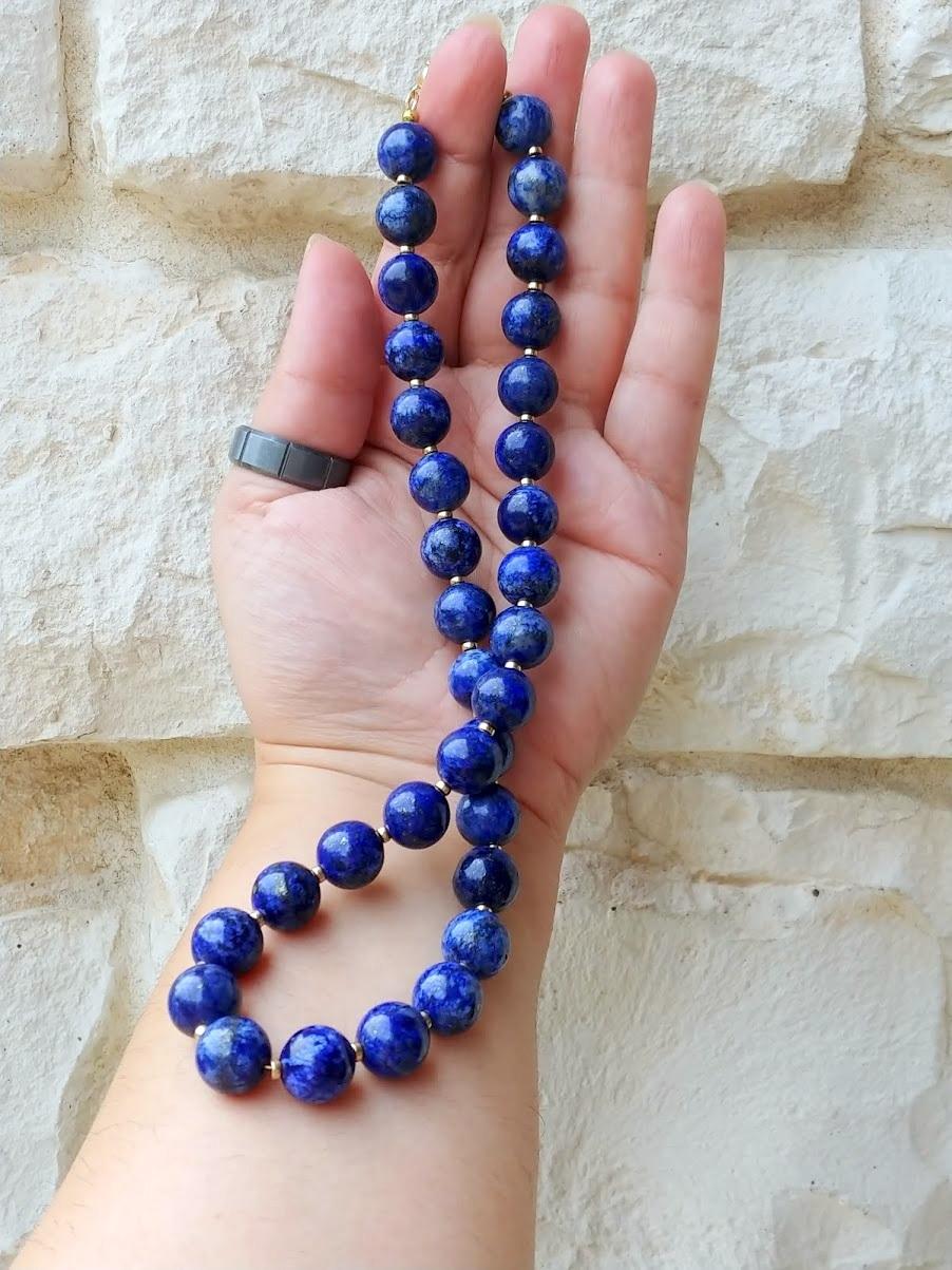 Lapis Lazuli Necklace with Gold Clasp For Sale 3