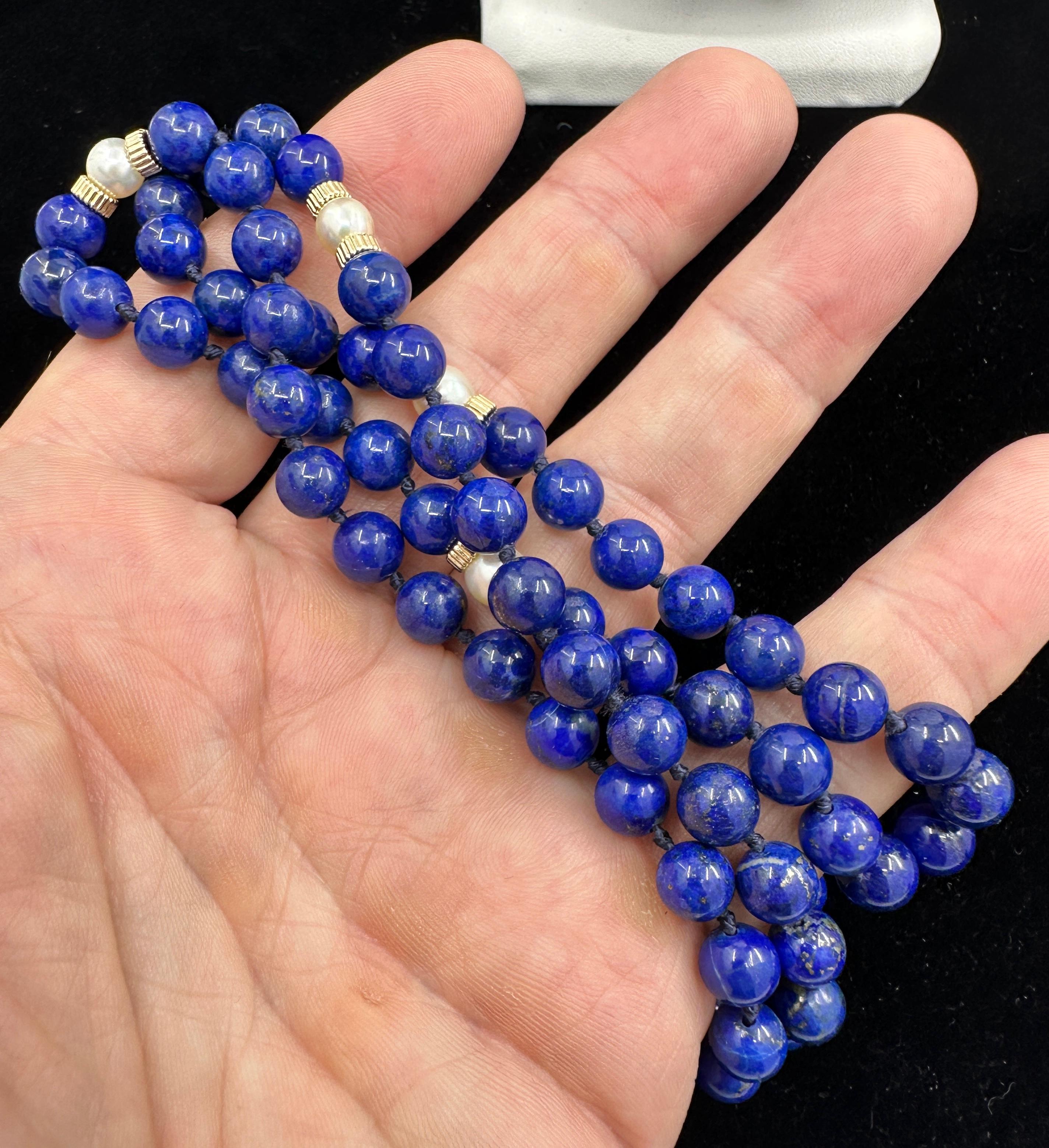 Contemporain Collier de perles de Lapis Lazuli en or 14 carats 26 pouces Rétro Antique en vente
