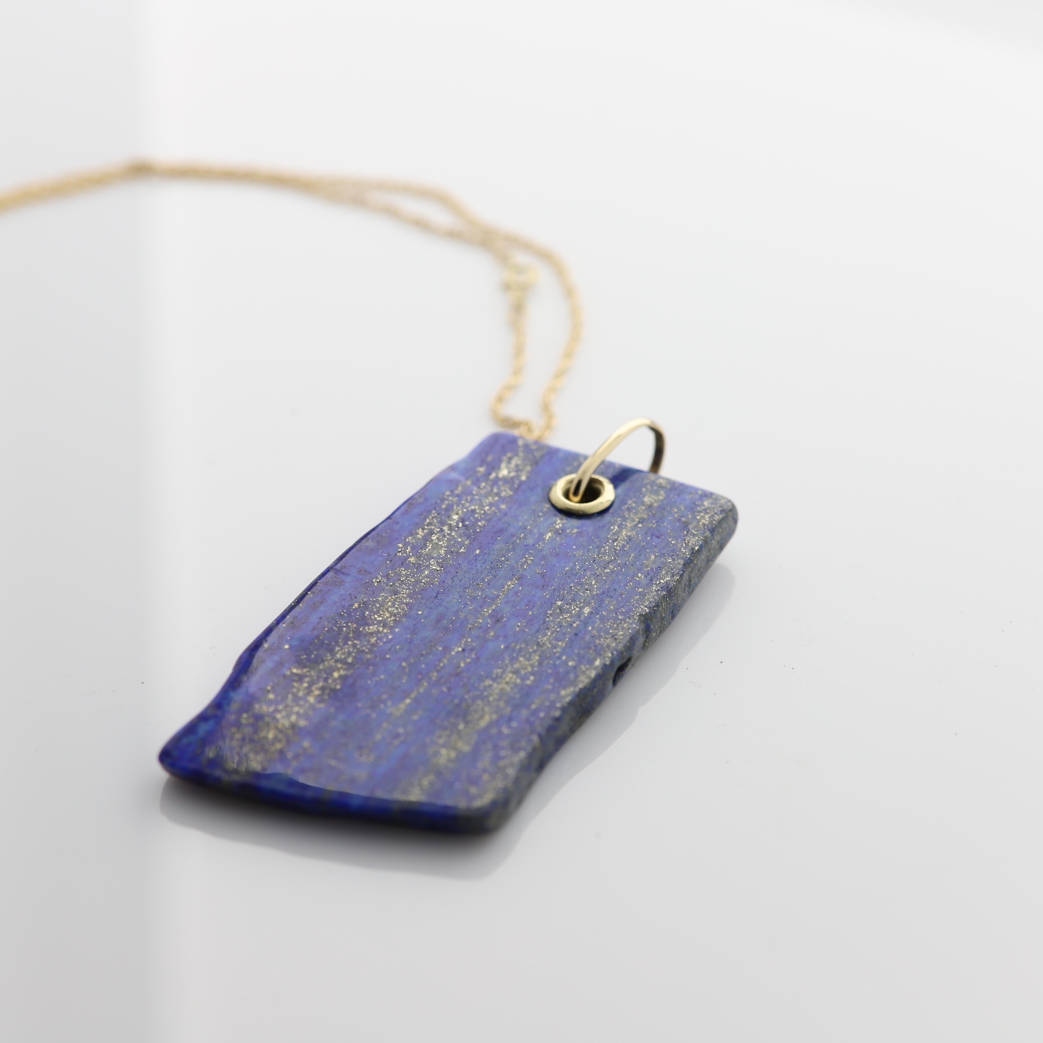 Mixed Cut Lapis Lazuli Pendant Necklace 14 Karat Yellow Gold Free Style Shape Lapis Stone For Sale