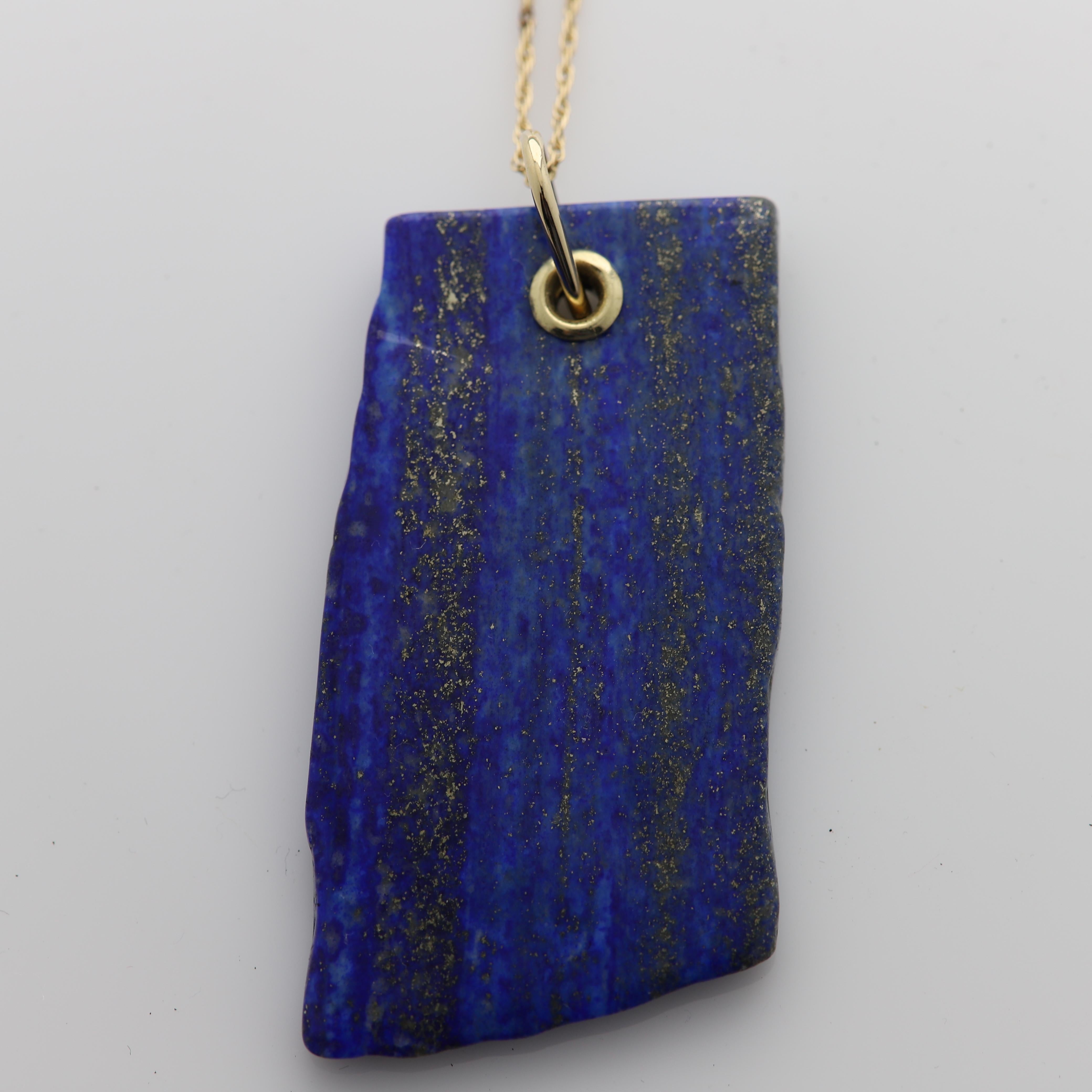 Lapis Lazuli Pendant Necklace 14 Karat Yellow Gold Free Style Shape Lapis Stone For Sale 1