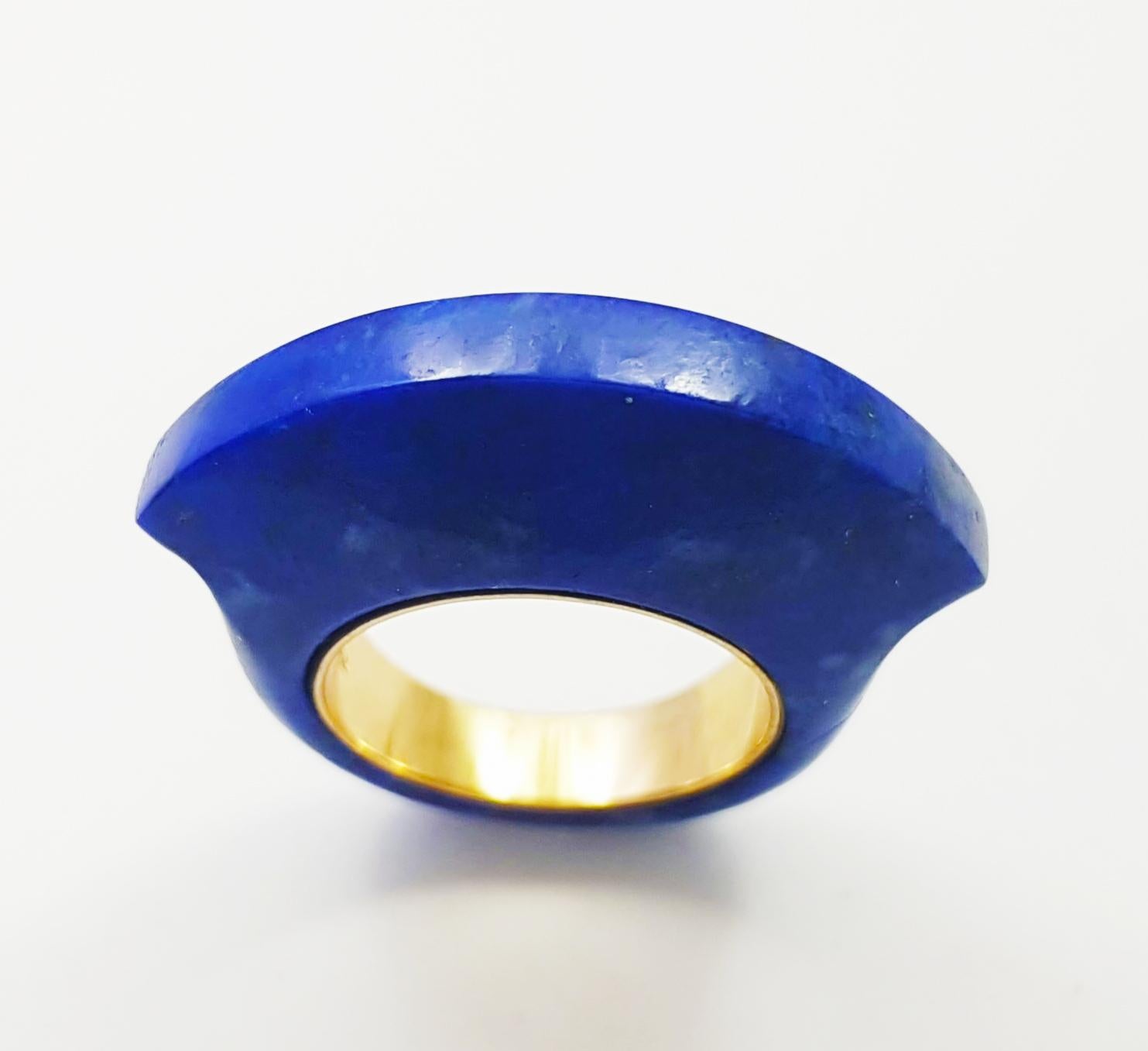 Ring mit Lapislazuli in 18 Karat Goldfassungen gefasst im Angebot 6