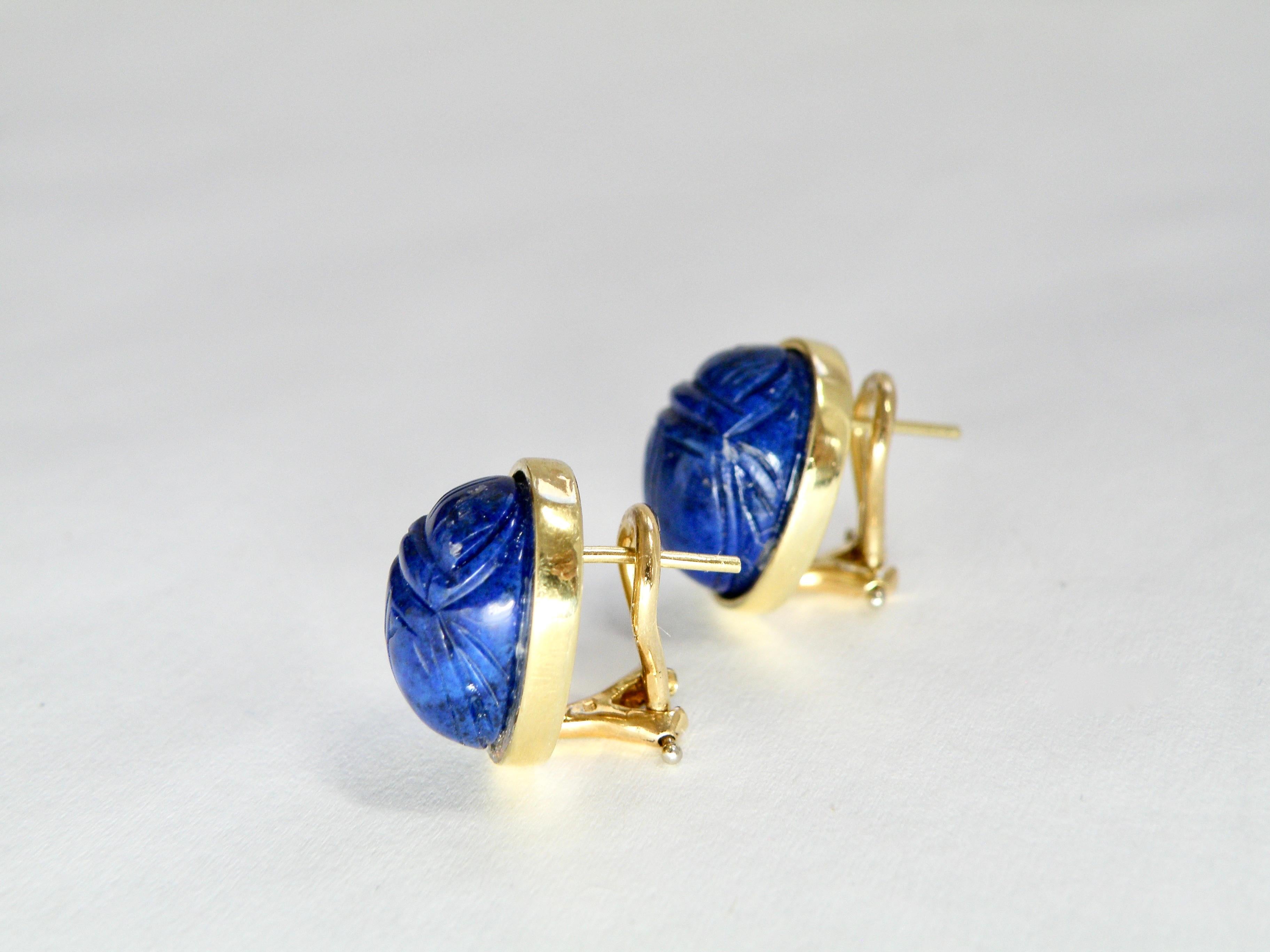 Lapis Lazuli Scarab 18k Earrings In New Condition For Sale In Cohasset, MA