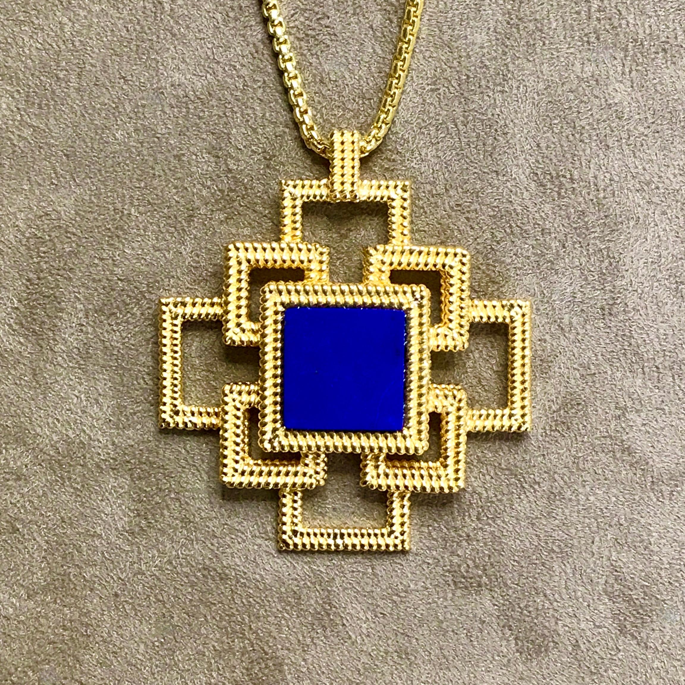 Formed of 9 interlocking 'ropetwist' stepped squares, set at centre with a square Lapis Lazuli 'tile' of beautiful colour,  this is a wonderfully simple yet stylish pendant, perfect for day or night.

We sell this pendant with a long box link chain,