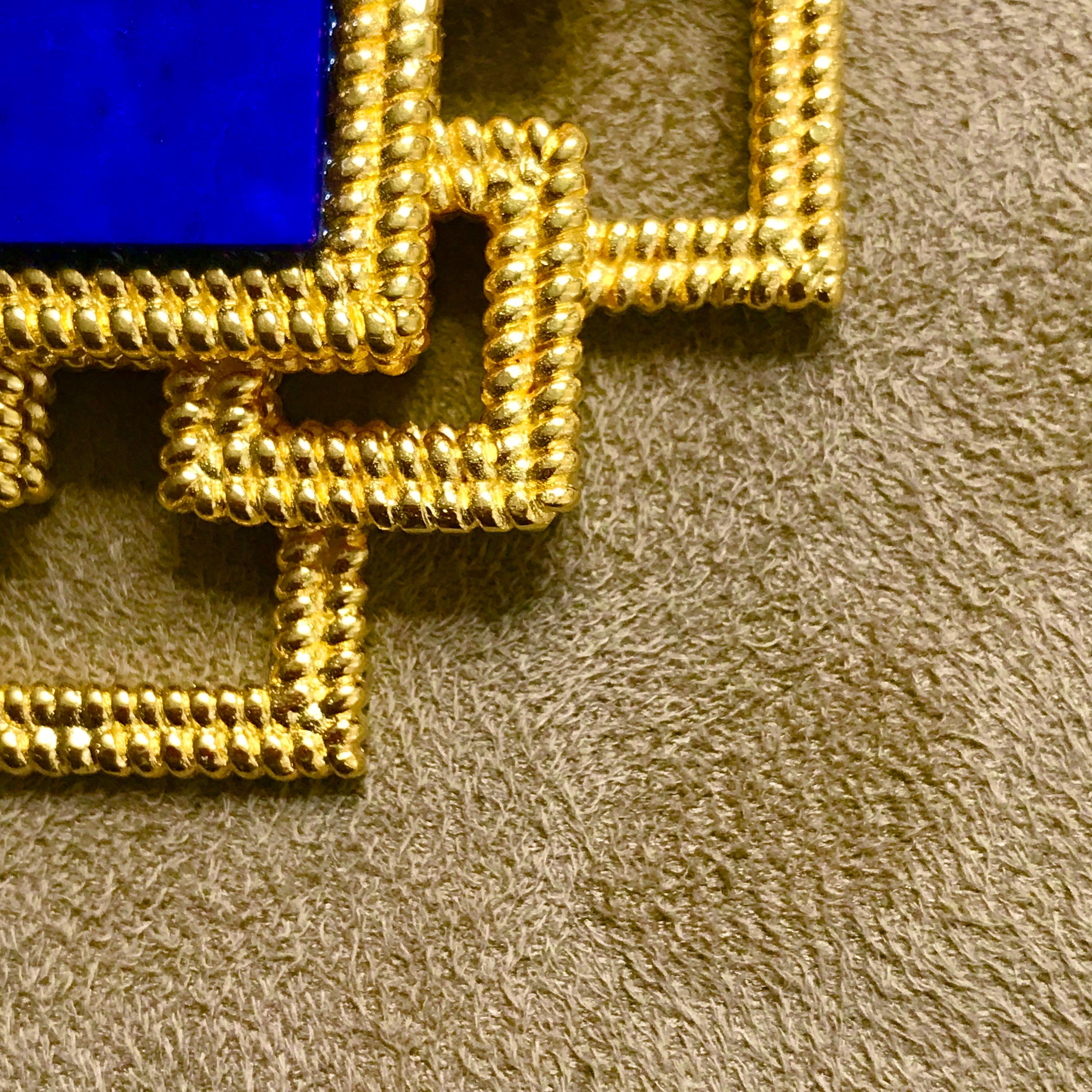 Pendentif en lapis-lazuli serti de ropetwist 'stepped squares' (carrés en escalier) Neuf - En vente à London, GB