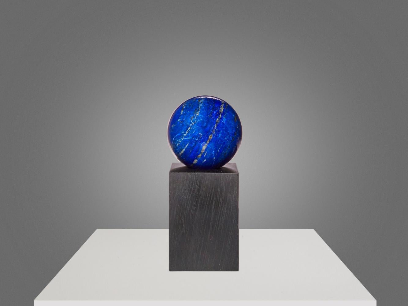 Lapis lazuli sphere For Sale 1