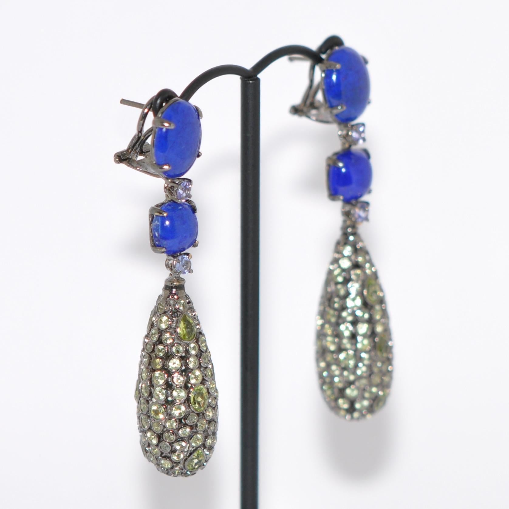 Lapis Lazuli, Tanzanite and Peridot on Black Gold 18 Karat Chandelier Earrings In New Condition In Vannes, FR