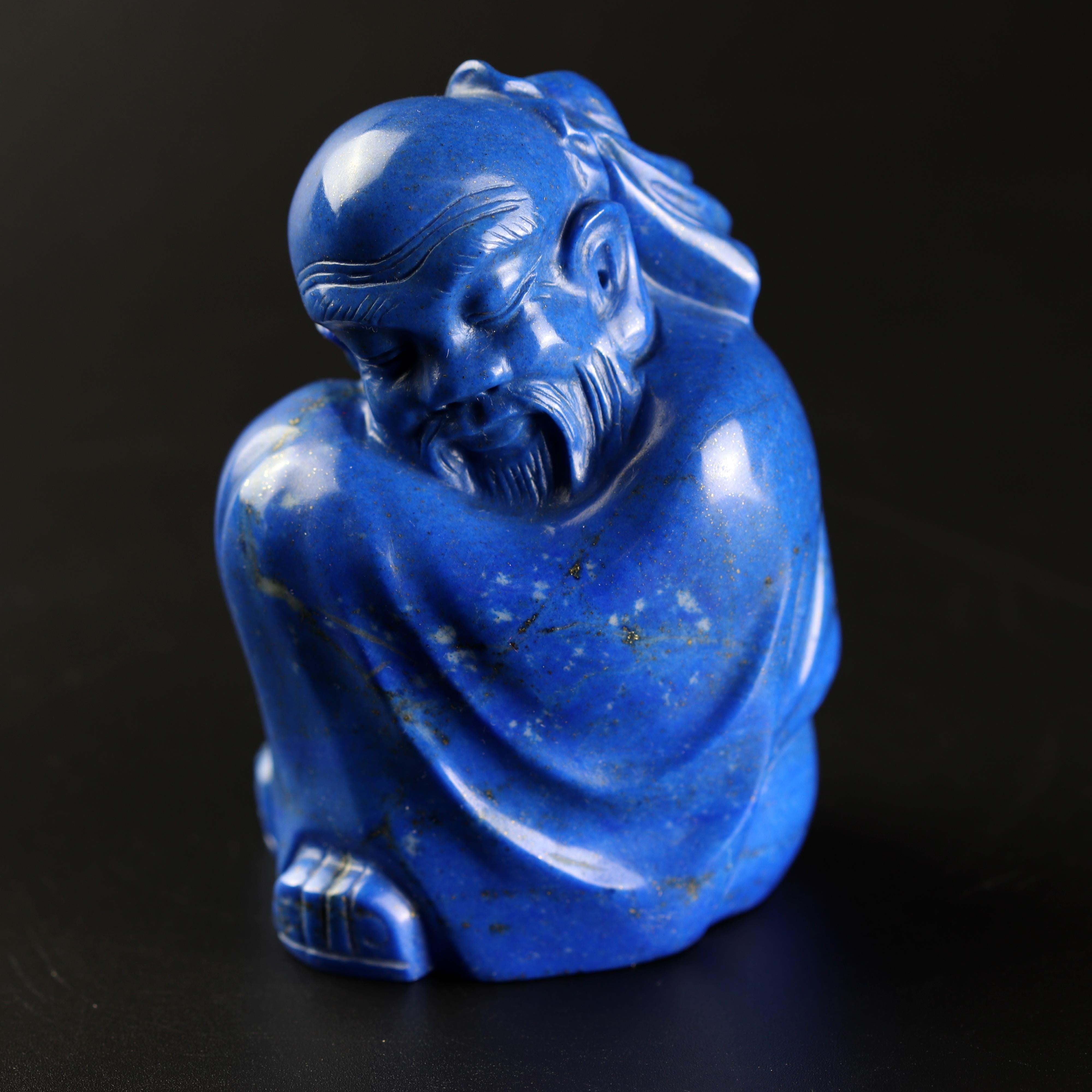 This series of Lapis Lazuli is definitely the part of the collection of which we are more fond of. This Wise Men sculpture is from Hong Kong during the 70's. Fall in love with the passionate colour of this precious gem. Fantastic local artists