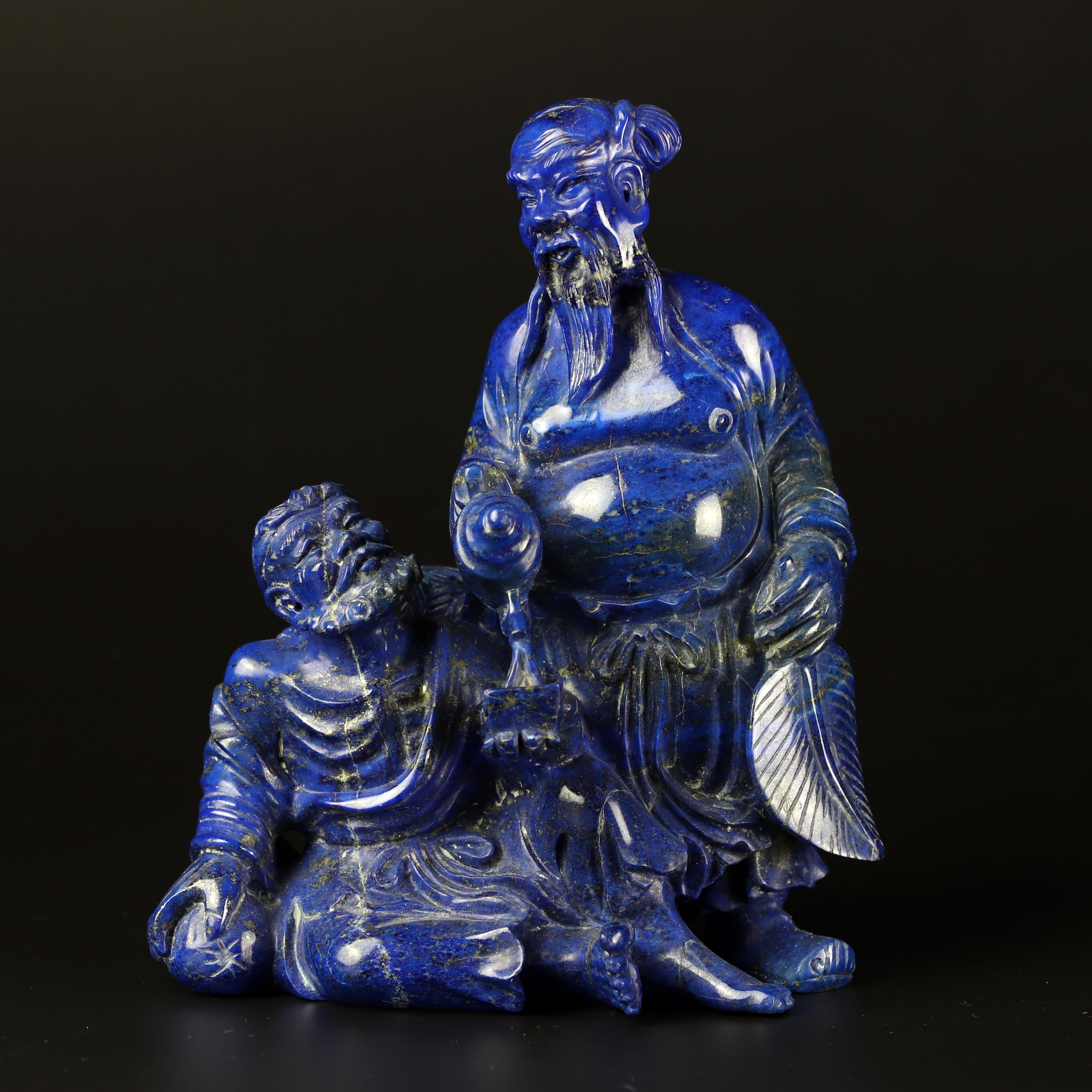 This series of Lapis Lazuli is definitely the part of the collection of which we are more fond of. This Wise Men sculpture is from Hong Kong during the 70's. Fall in love with the passionate colour of this precious gem. Fantastic local artists