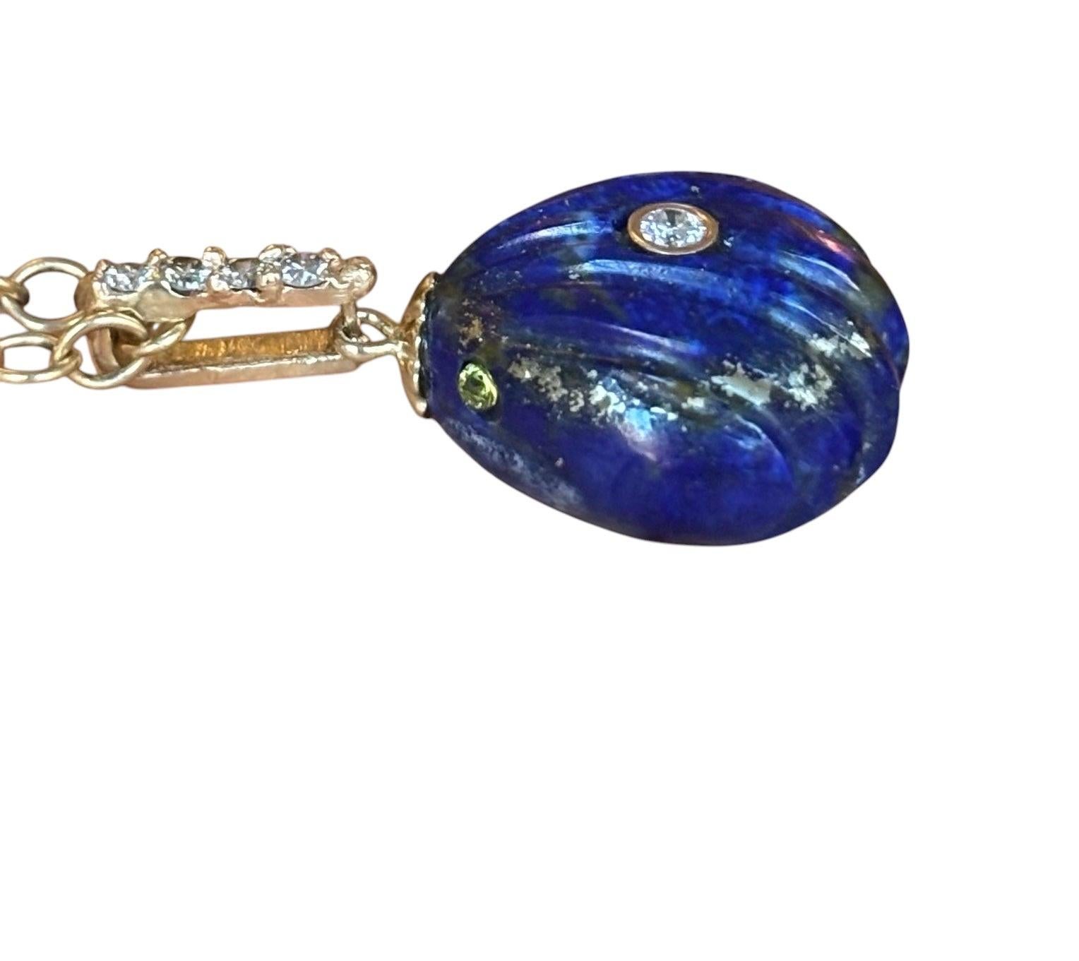Taglio misto Ciondolo a forma di conchiglia in LAPIS con diamanti e oro 14k in vendita