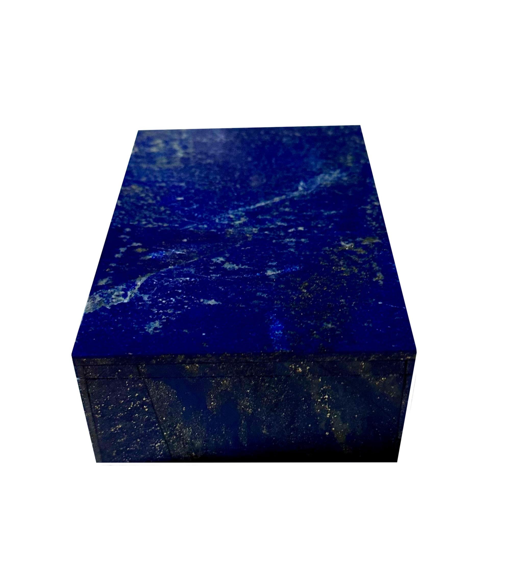 Lapis with White Marble Box For Sale 1