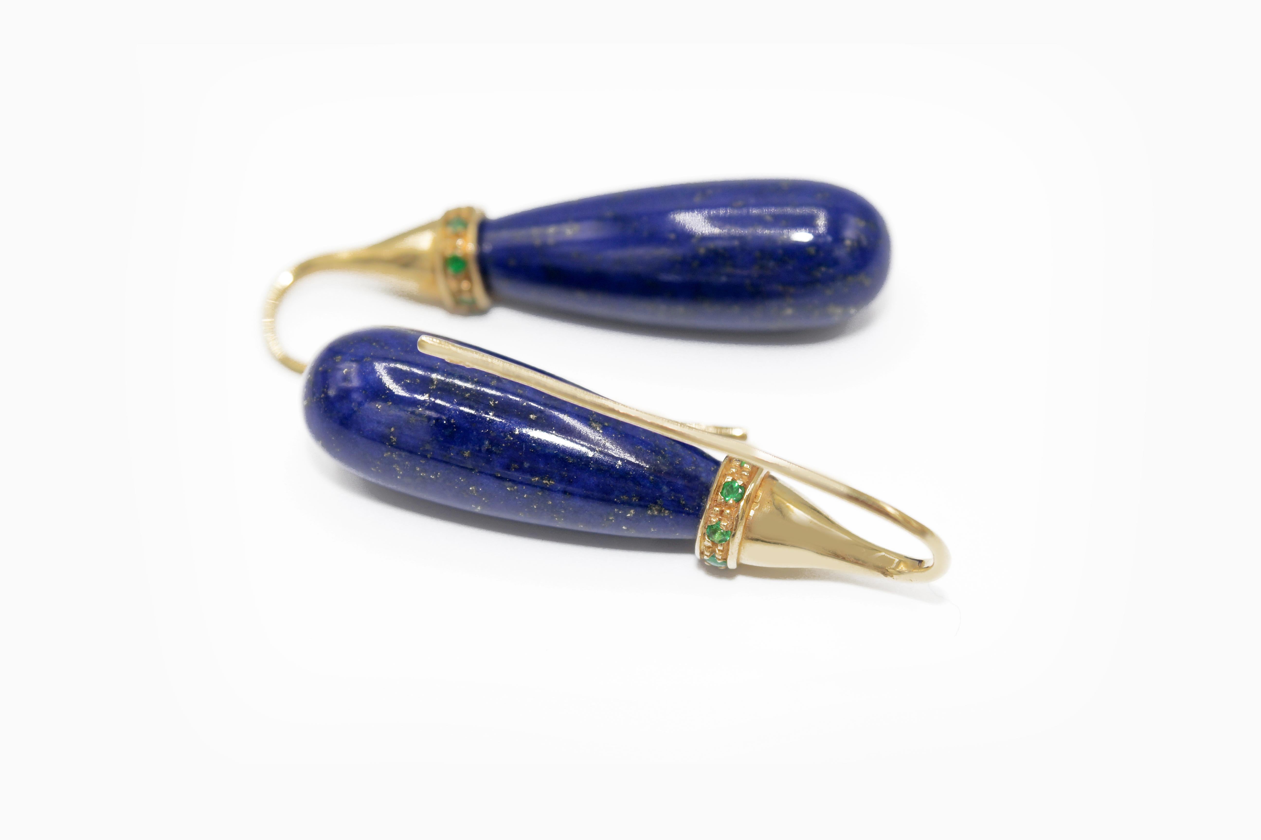 Pear Cut Lapislazuli and Emeralds 18 Karat Yellow Gold Earrings For Sale