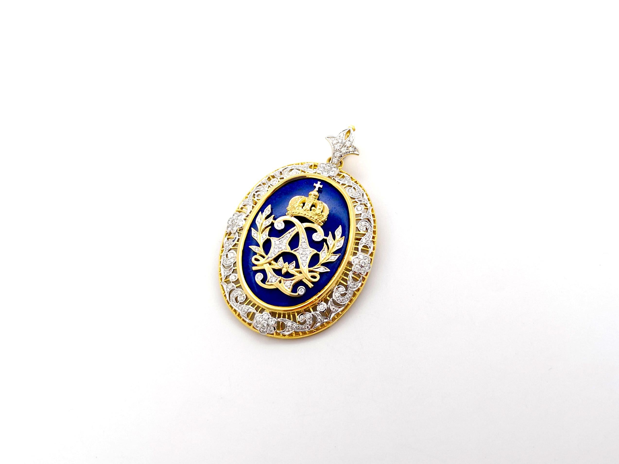 Brilliant Cut Lapiz Lazuli and Diamond Brooch/Pendant set in 18K Gold Settings For Sale