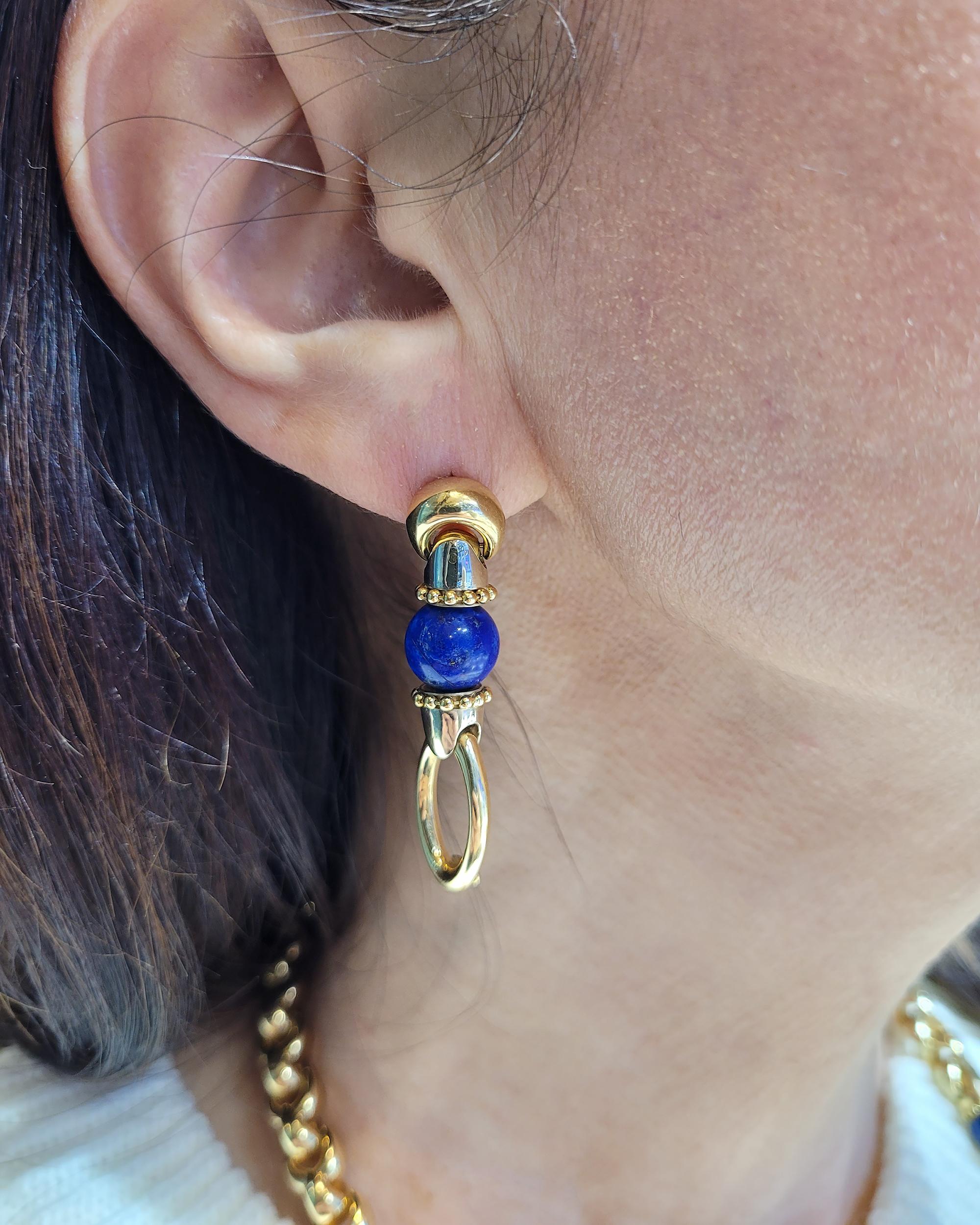 Lapis Lazuli Necklace Earrings Bracelet Jewelry Set in 18k Yellow Gold In Excellent Condition For Sale In New York, NY