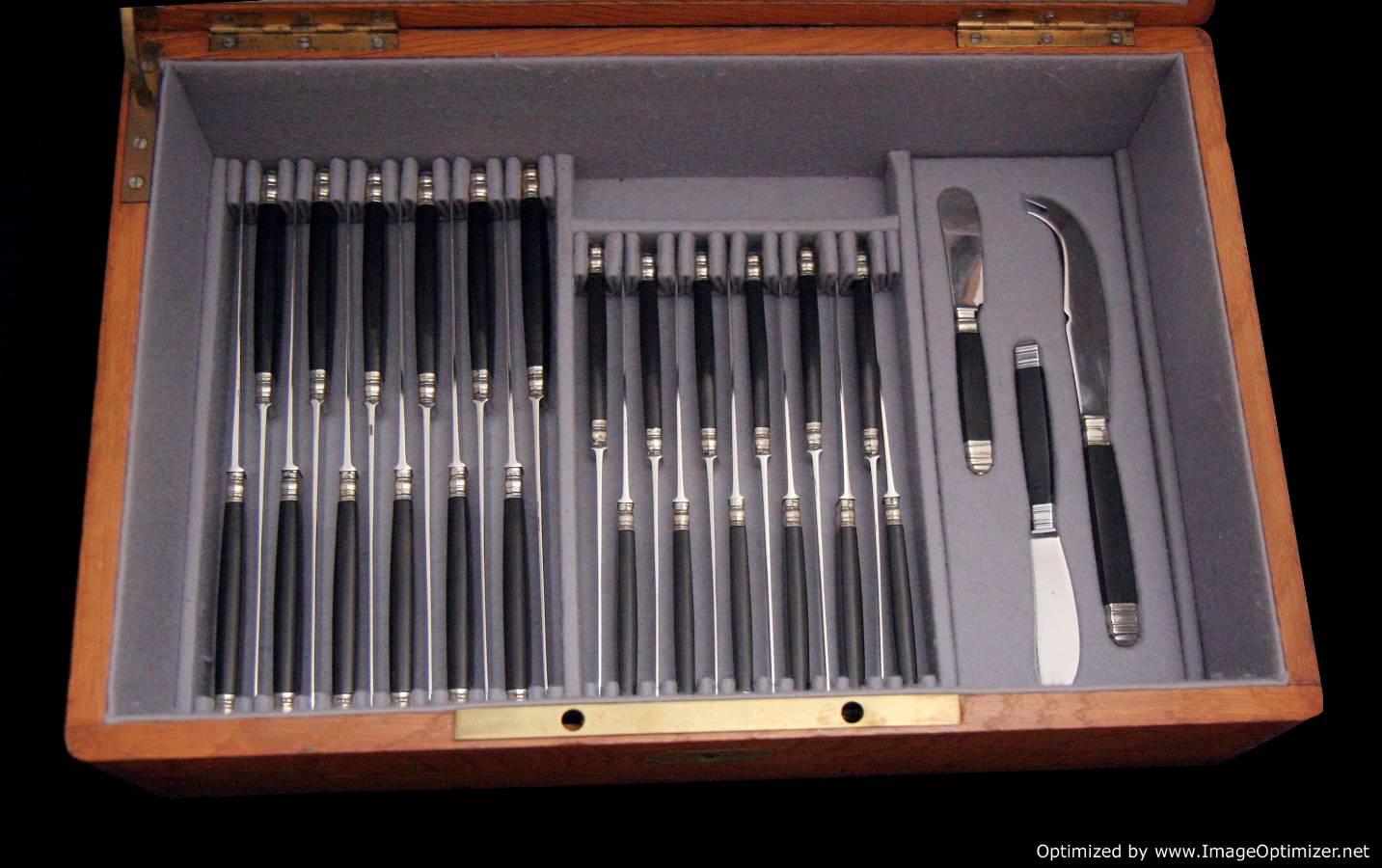 Lapparra - 111 pièces  Ensemble de couverts français anciens en argent sterling - Service pour 18 personnes en vente 6