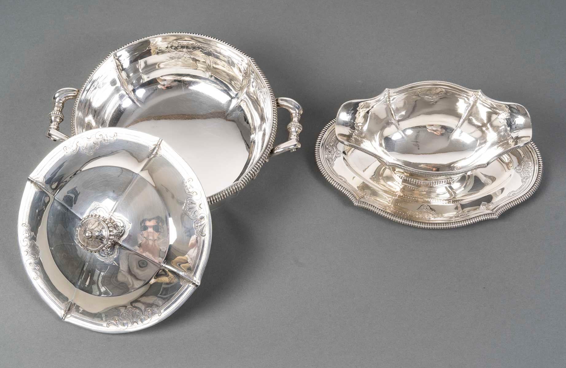 Lapparra - Vegetable Dish And Sauce Boat In Solid Silver Circa 19th Century For Sale 4
