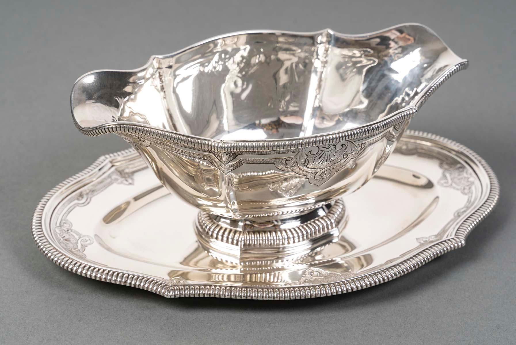 Lapparra - Plato para verduras y salsera de plata maciza Circa S. XIX en venta 4