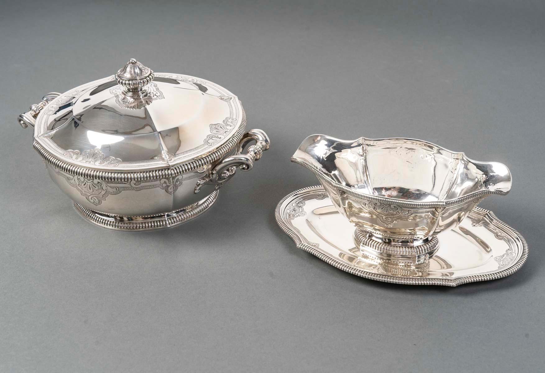 Sterling Silver Lapparra - Vegetable Dish And Sauce Boat In Solid Silver Circa 19th Century For Sale
